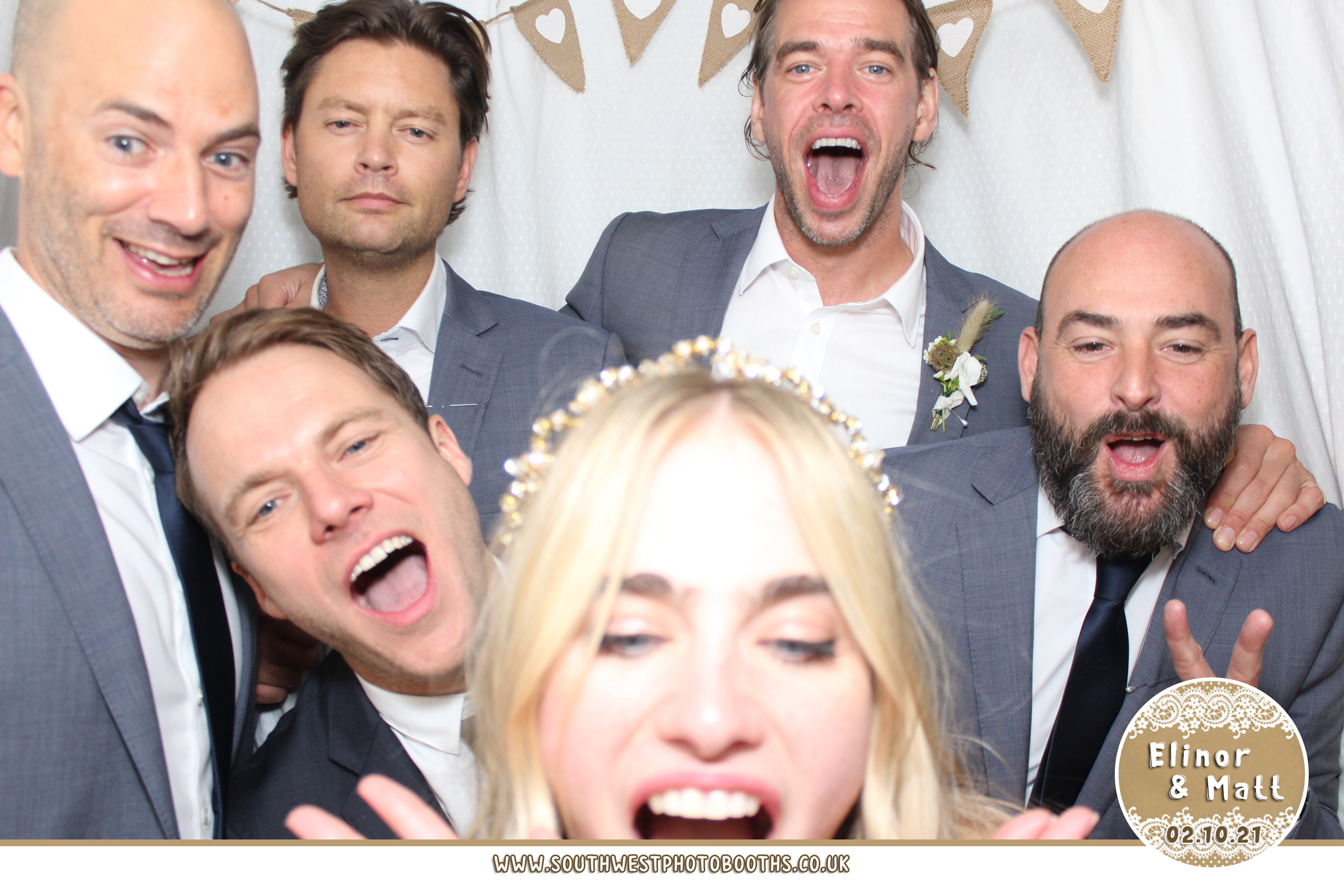 Elinor and Matt | View more photos from the event at gallery.southwestphotobooths.co.uk/u/SWPB/Elinor-and-Matt
