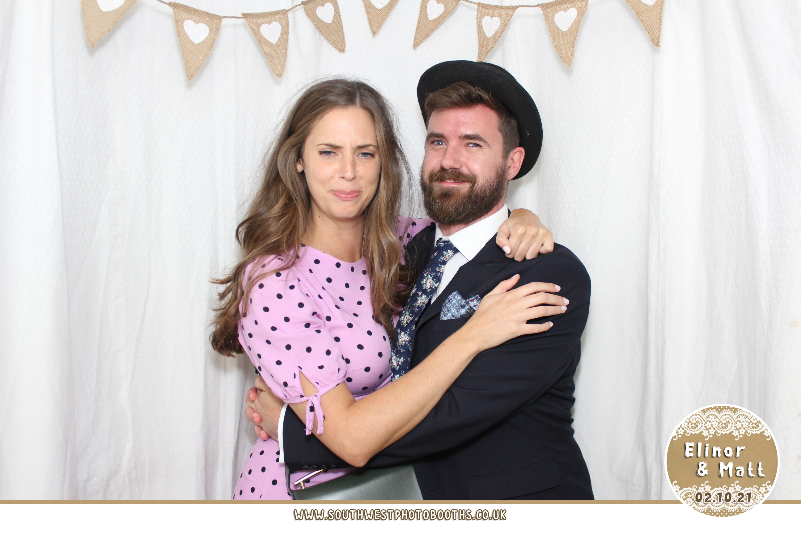 Elinor and Matt | View more photos from the event at gallery.southwestphotobooths.co.uk/u/SWPB/Elinor-and-Matt