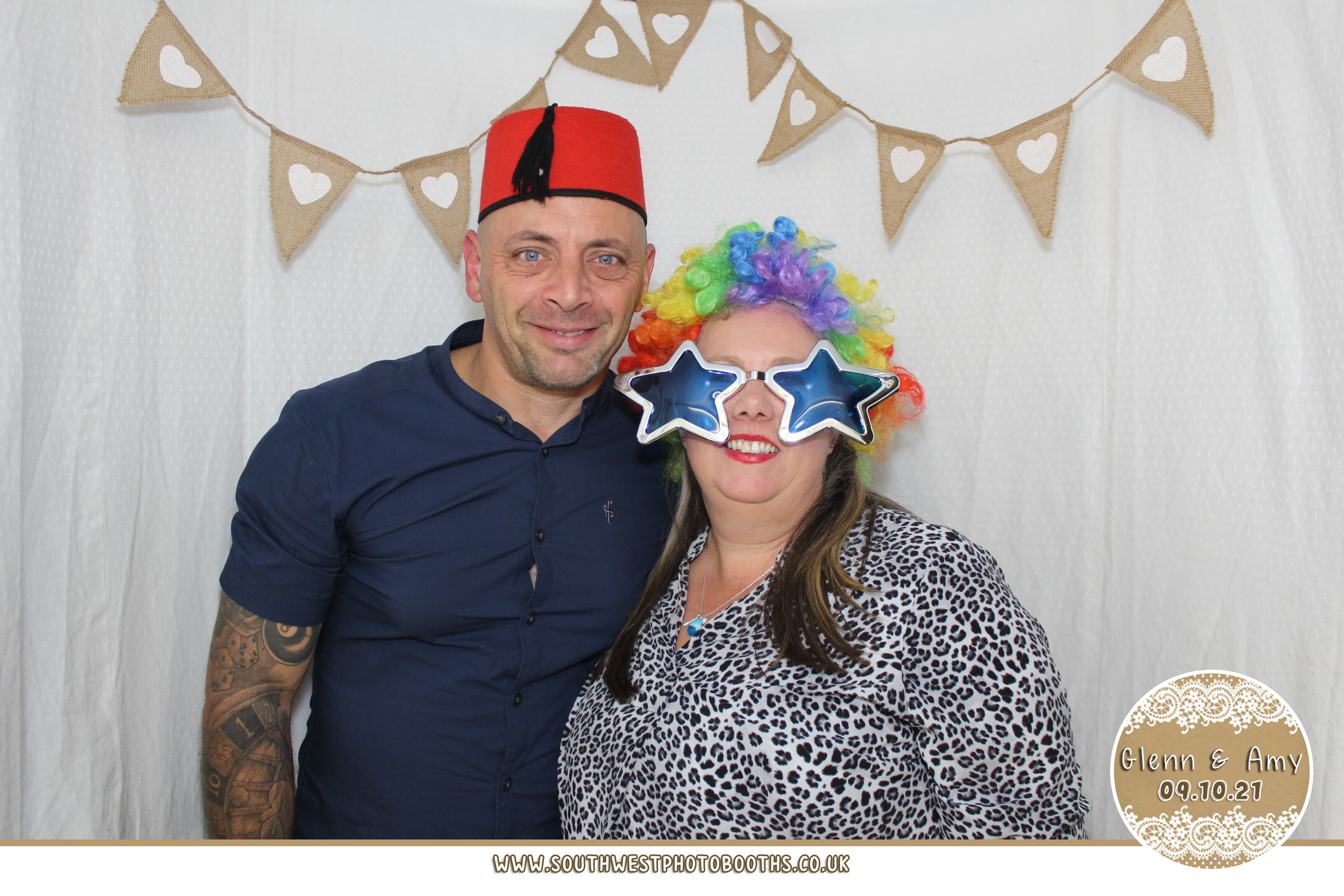 Glenn and Amy | View more photos from the event at gallery.southwestphotobooths.co.uk/u/SWPB/Glenn-and-Amy