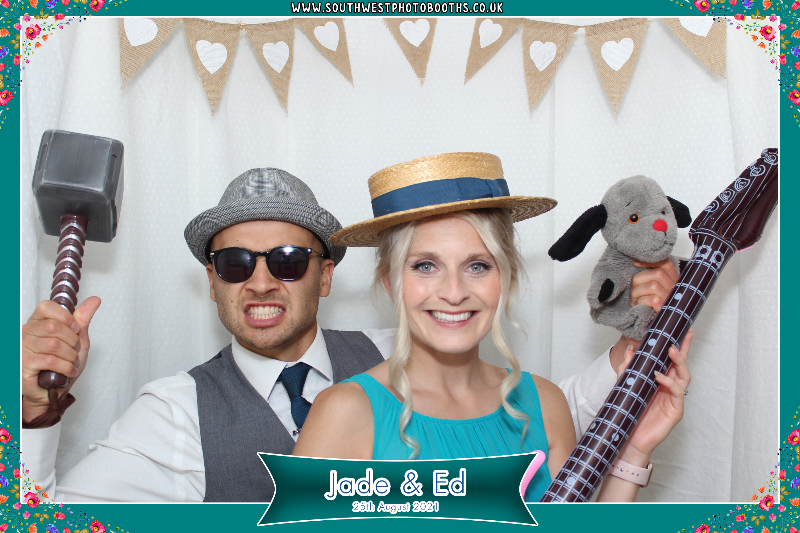 Jade and Ed | View more photos from the event at gallery.southwestphotobooths.co.uk/u/SWPB/Jade-and-Ed