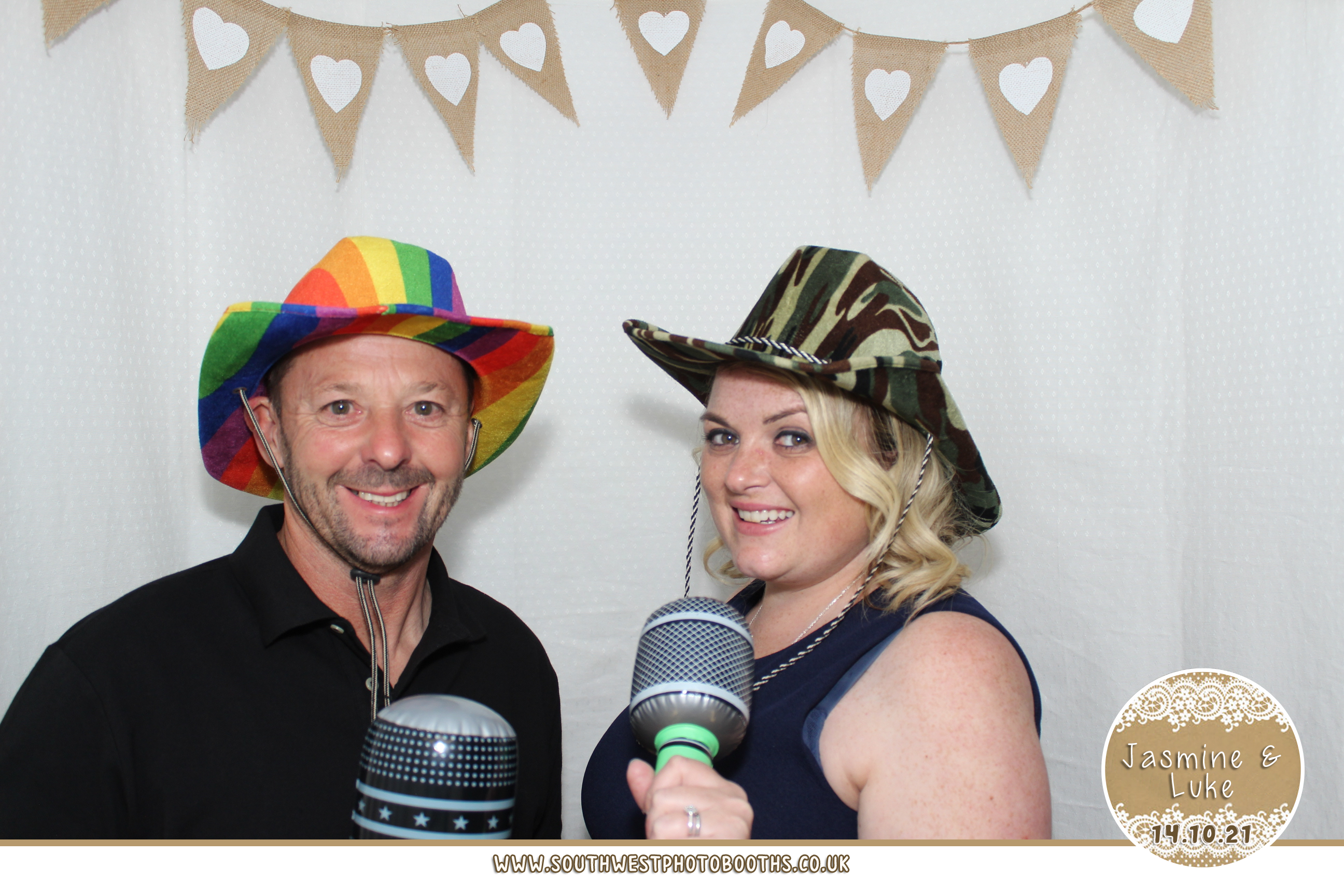 Jasmine and Luke | View more photos from the event at gallery.southwestphotobooths.co.uk/u/SWPB/Jasmine-and-Luke
