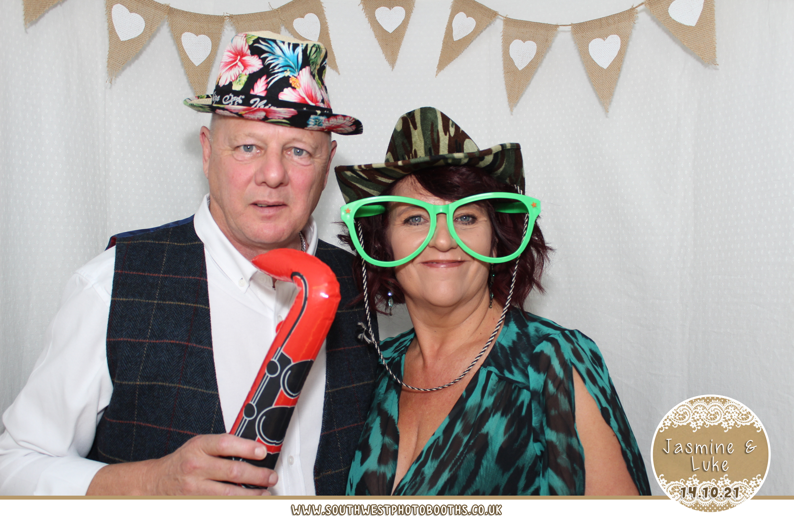 Jasmine and Luke | View more photos from the event at gallery.southwestphotobooths.co.uk/u/SWPB/Jasmine-and-Luke