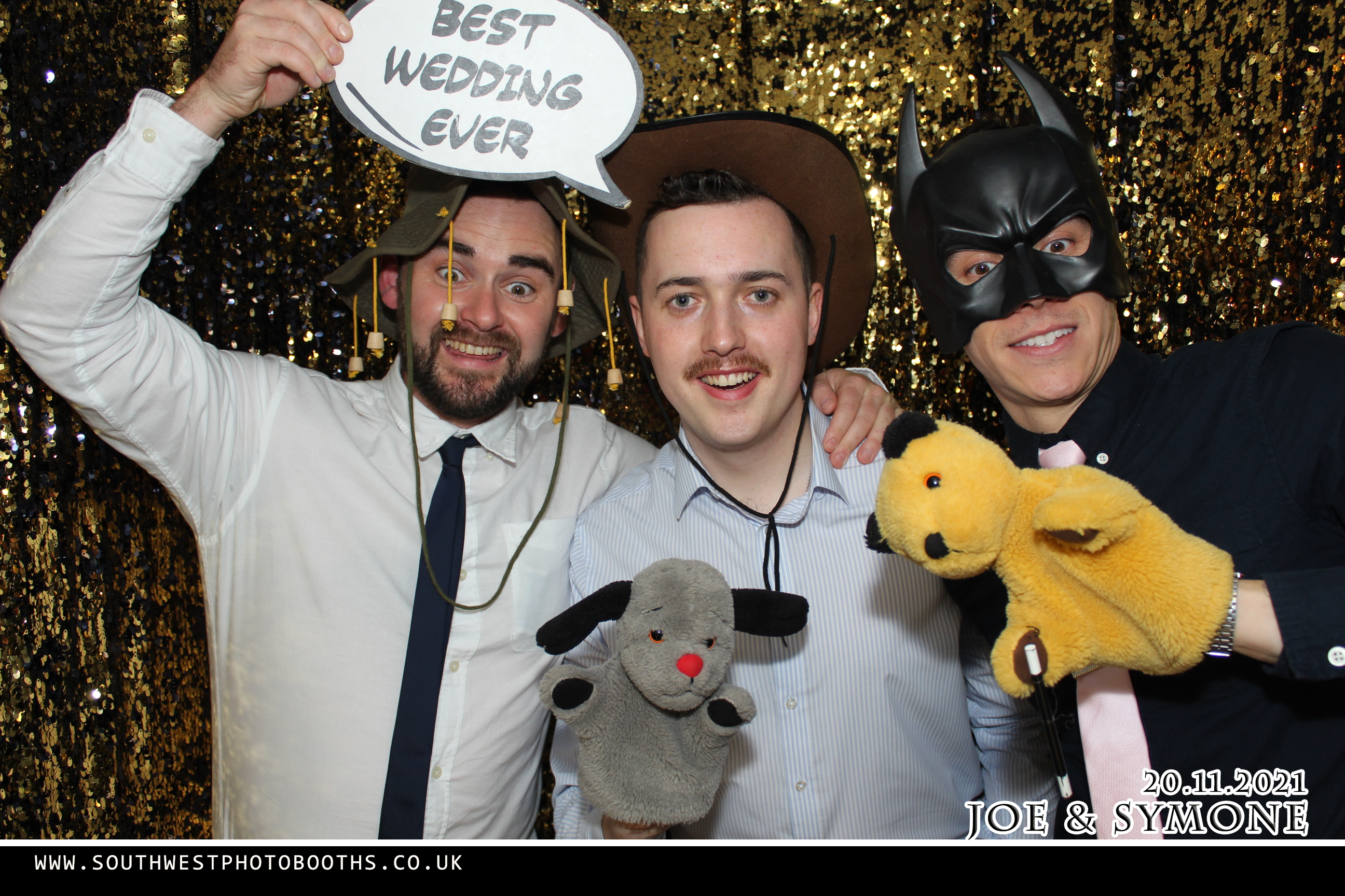 Joe and Symone | View more photos from the event at gallery.southwestphotobooths.co.uk/u/SWPB/Joe-and-Symone