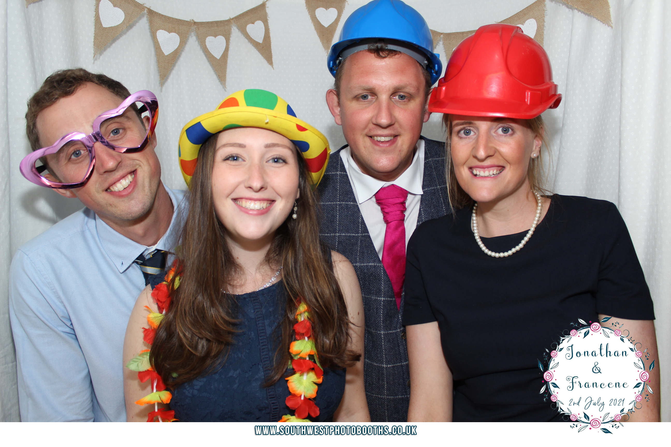 Jonathan and Francene | View more photos from the event at gallery.southwestphotobooths.co.uk/u/SWPB/Jonathan-and-Francene