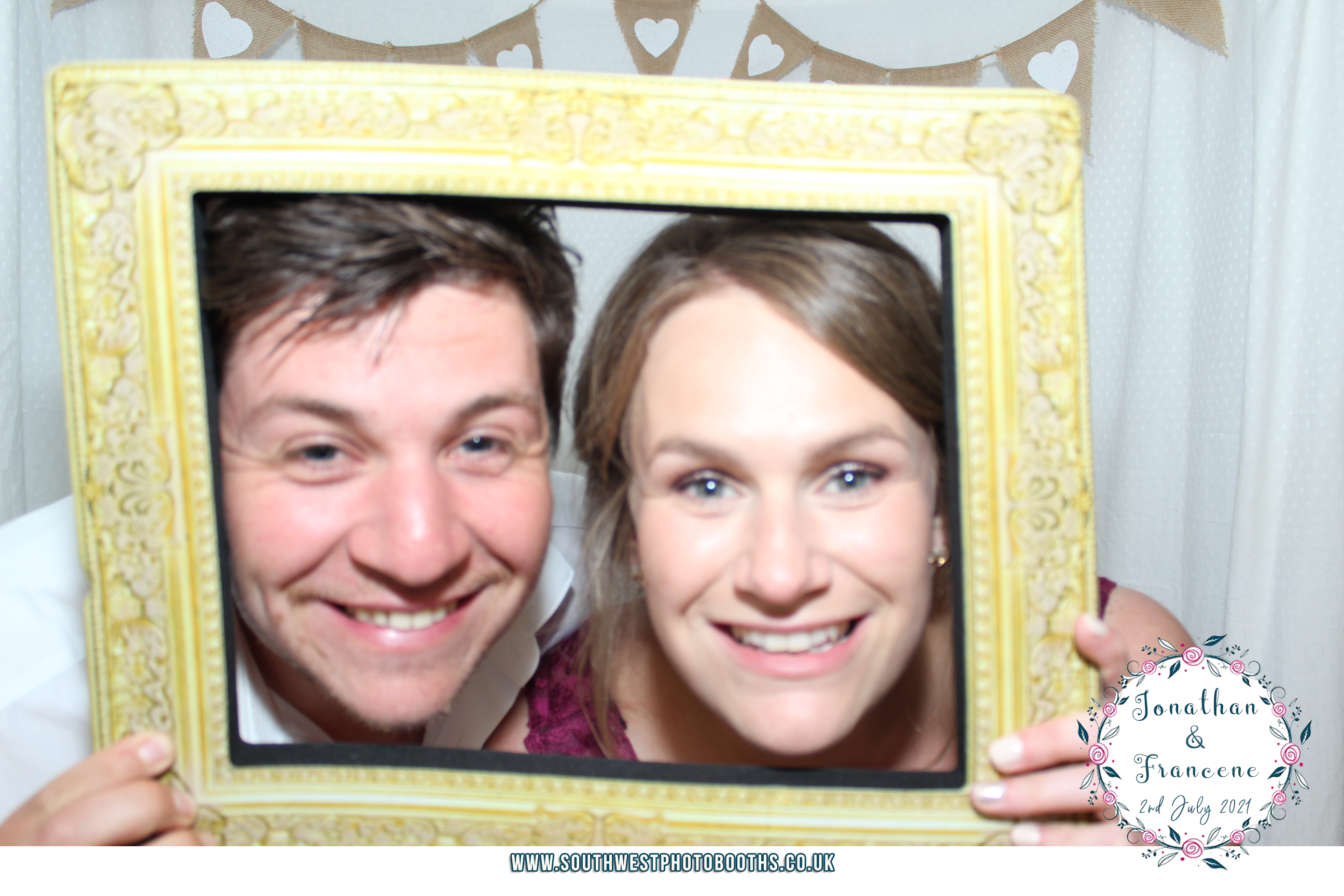 Jonathan and Francene | View more photos from the event at gallery.southwestphotobooths.co.uk/u/SWPB/Jonathan-and-Francene