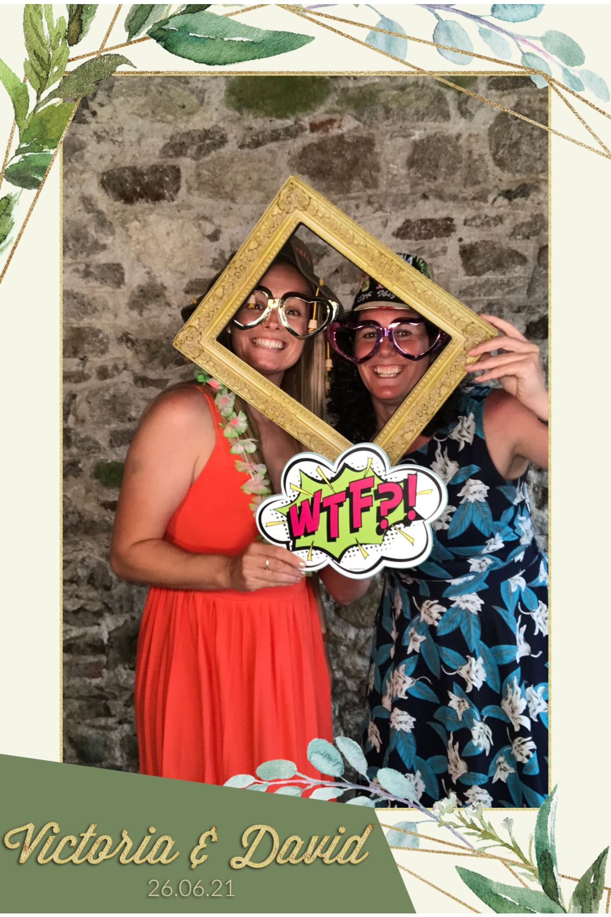 Victoria and David | View more photos from the event at gallery.southwestphotobooths.co.uk/u/SWPB/Victoria-and-David