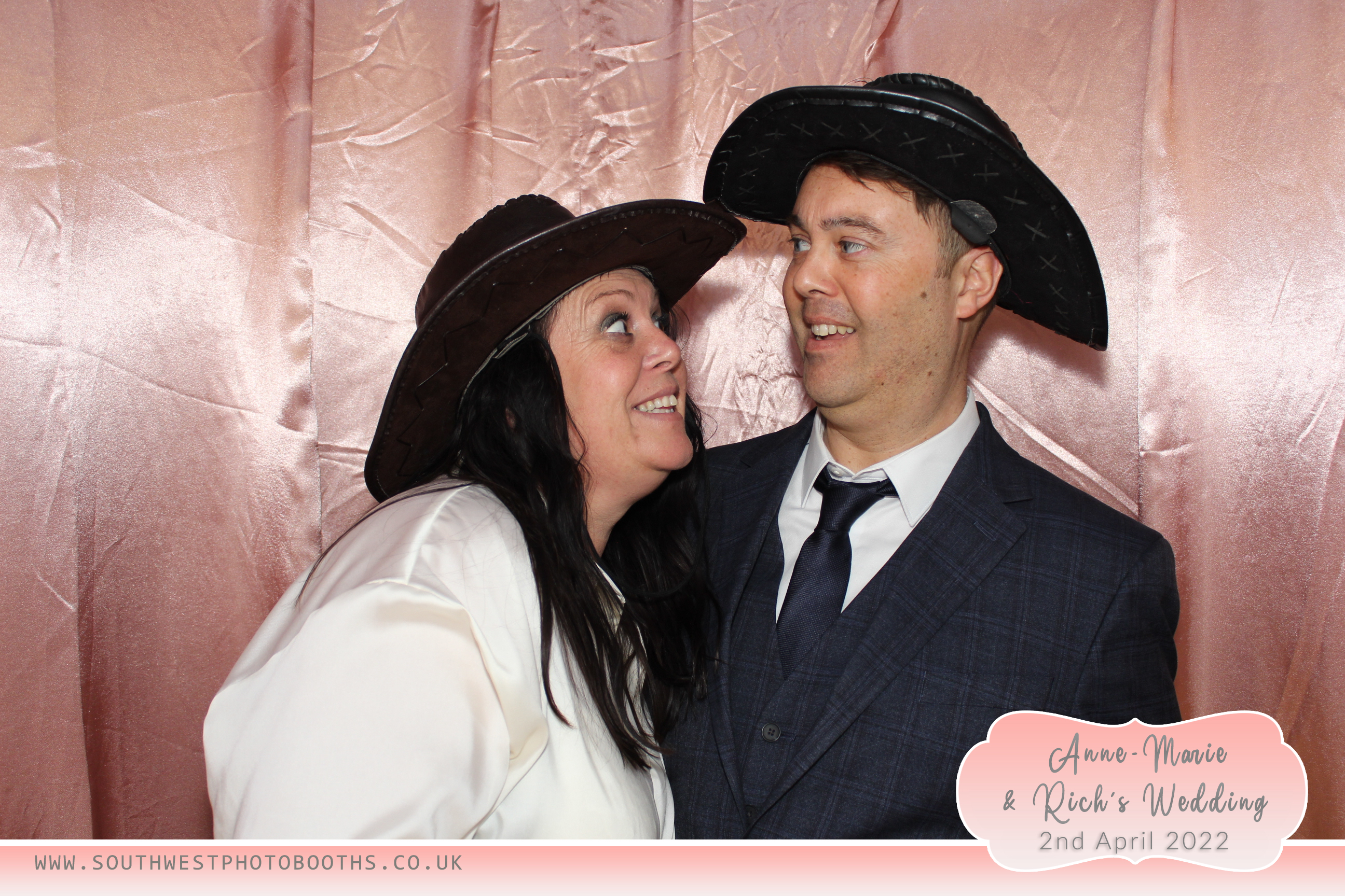 Anne-Marie and Rich | View more photos from the event at gallery.southwestphotobooths.co.uk/u/SWPB/Anne-Marie-and-Rich