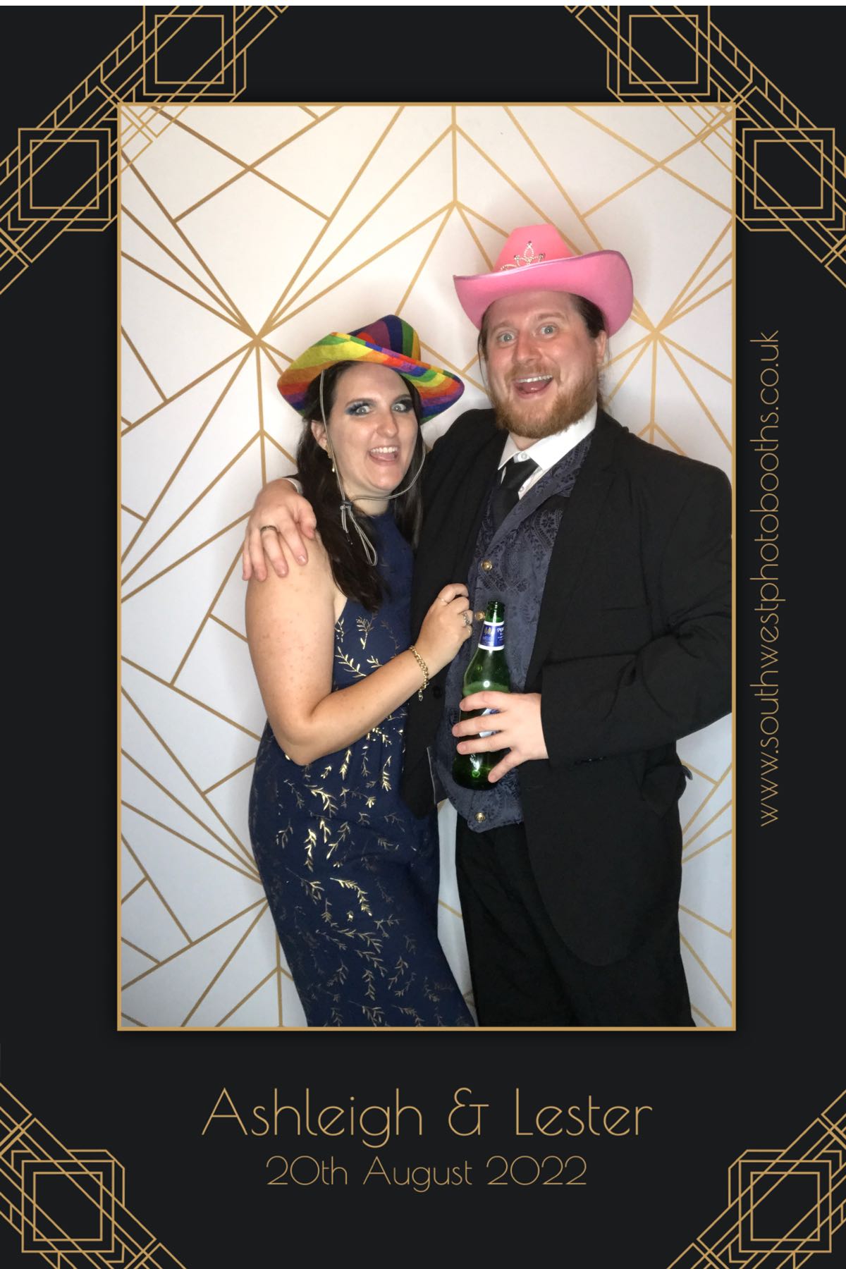 Ashleigh and Lester | View more photos from the event at gallery.southwestphotobooths.co.uk/u/SWPB/Ashleigh-and-Lester