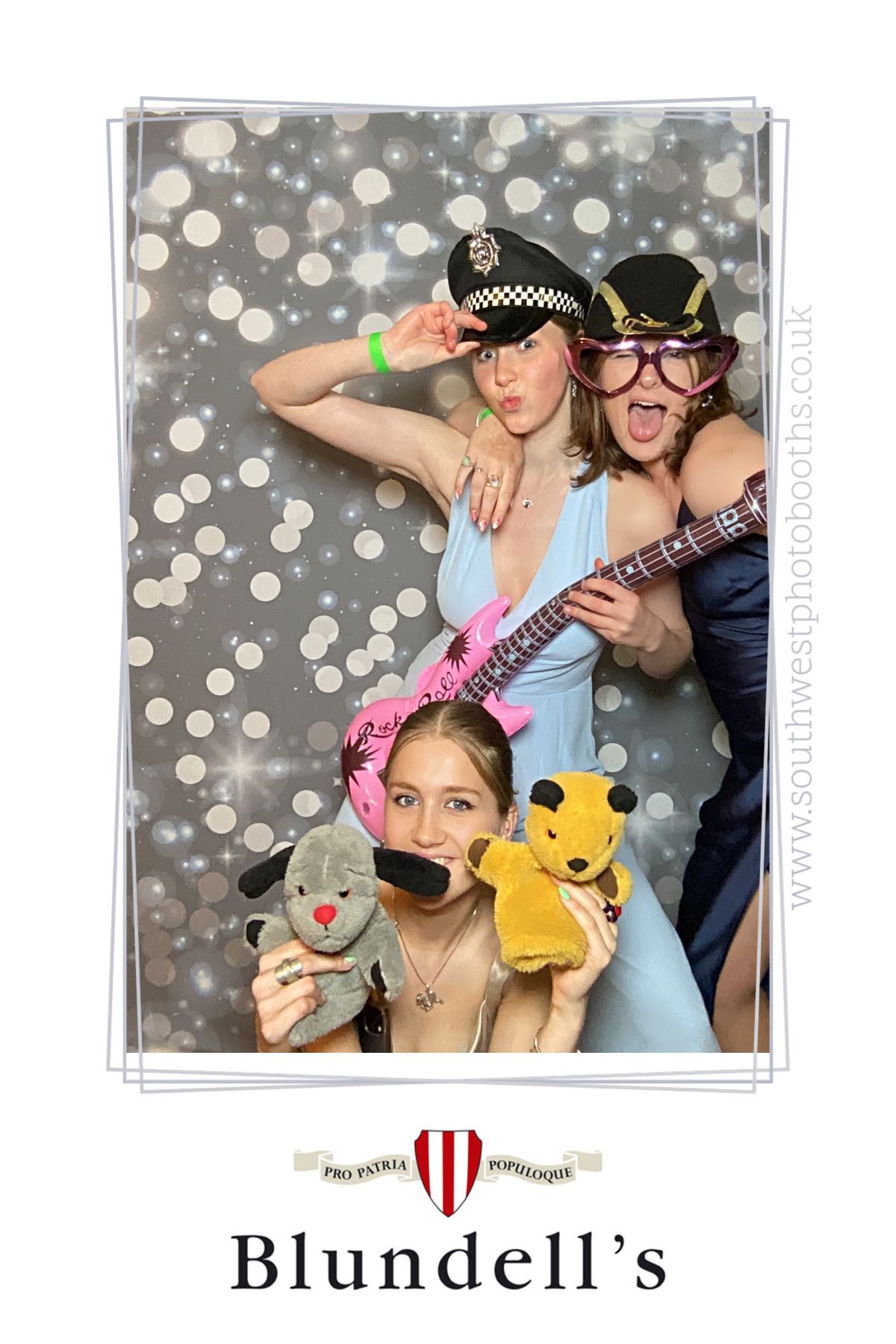 Blundell’s School Leavers Ball | View more photos from the event at gallery.southwestphotobooths.co.uk/u/SWPB/Blundell’s-School-Leavers-Ball
