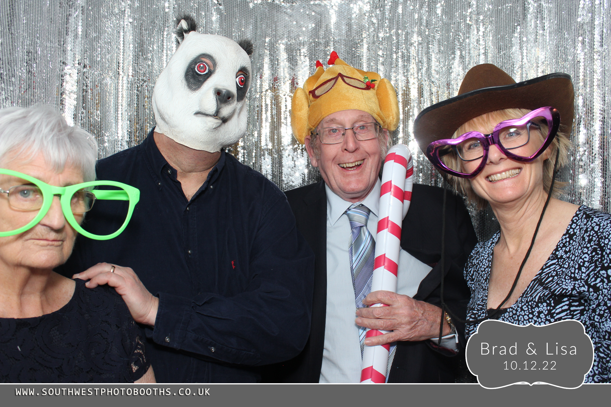 Brad and Lisa | View more photos from the event at gallery.southwestphotobooths.co.uk/u/SWPB/Brad-and-Lisa