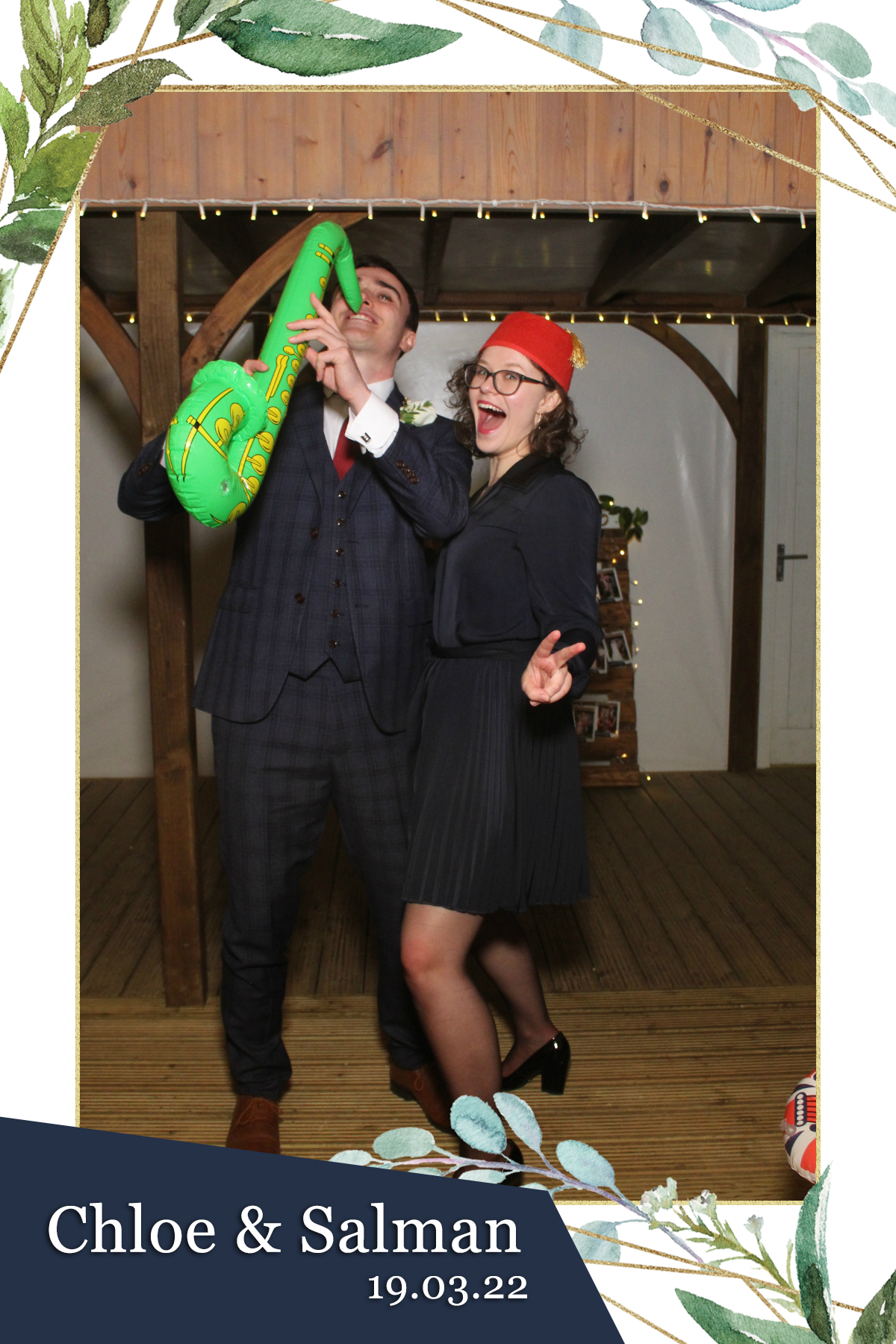 Chloe and Salman | View more photos from the event at gallery.southwestphotobooths.co.uk/u/SWPB/Chloe-and-Salman