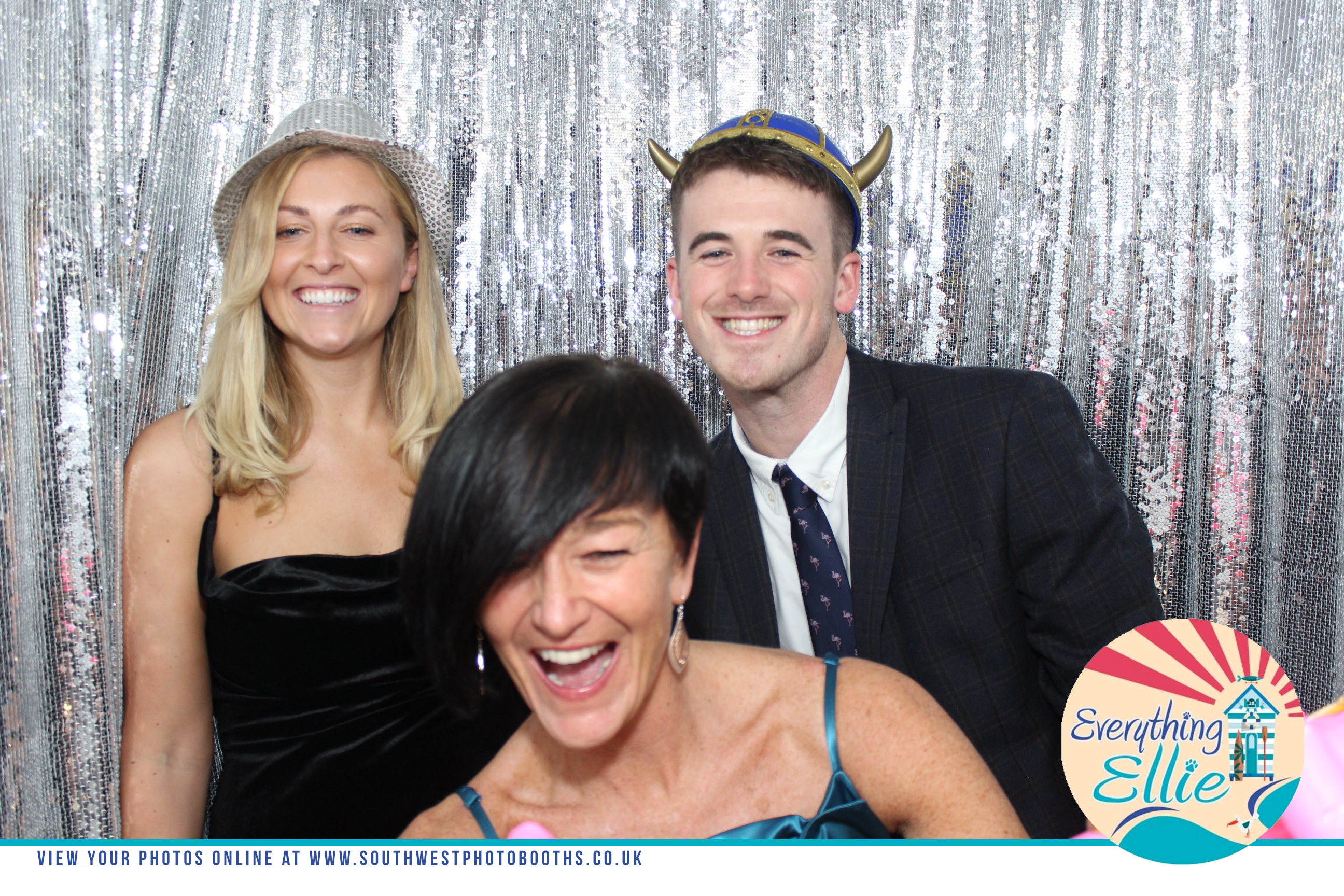 Everything Ellie Ball 2022 | View more photos from the event at gallery.southwestphotobooths.co.uk/u/SWPB/Everything-Ellie-Ball-2022