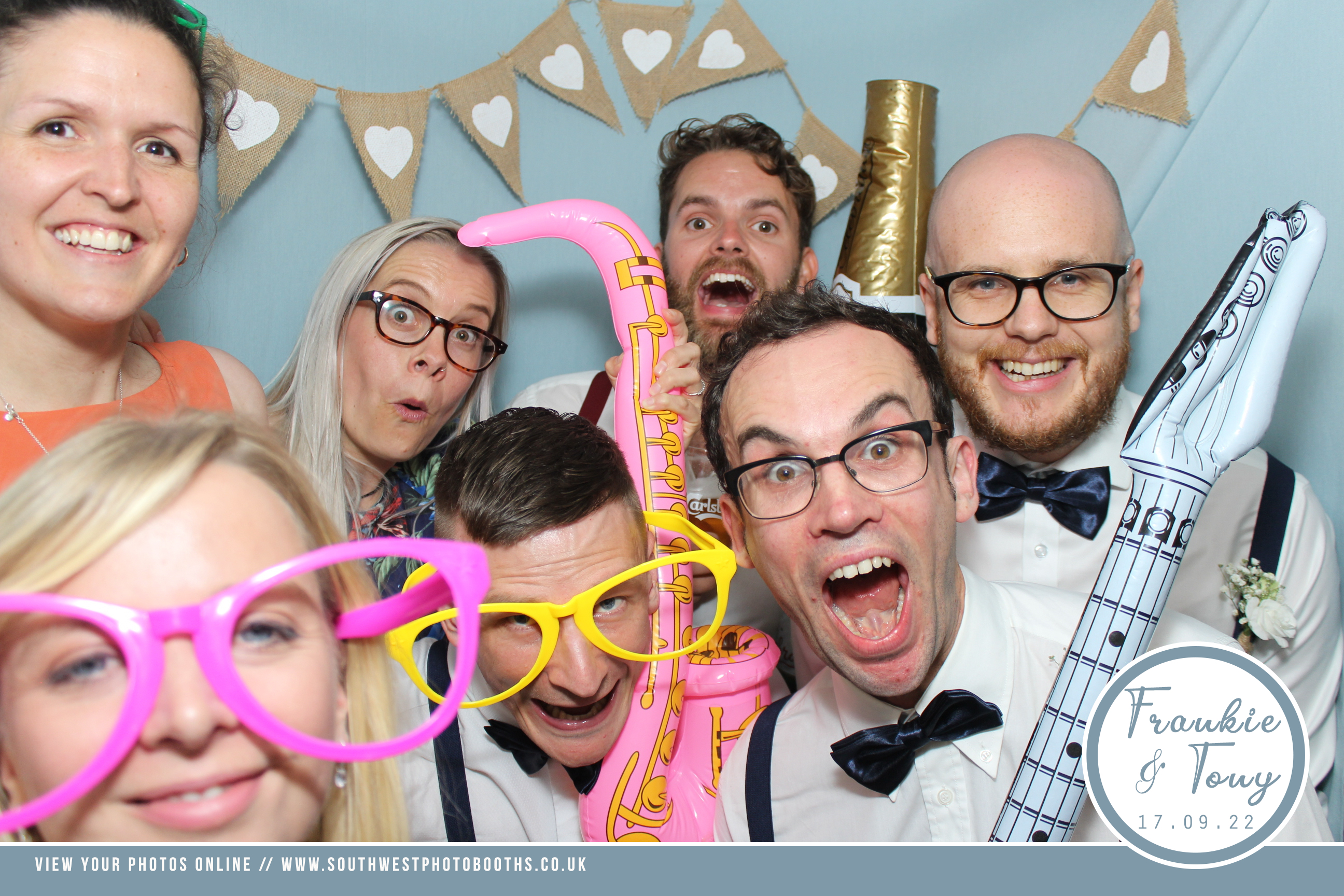Frankie and Tony | View more photos from the event at gallery.southwestphotobooths.co.uk/u/SWPB/Frankie-and-Tony