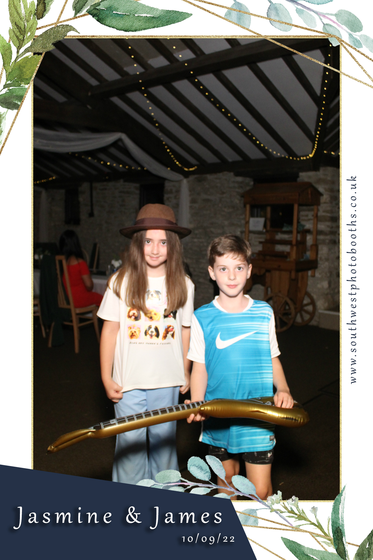 Jasmine and James | View more photos from the event at gallery.southwestphotobooths.co.uk/u/SWPB/Jasmine-and-James