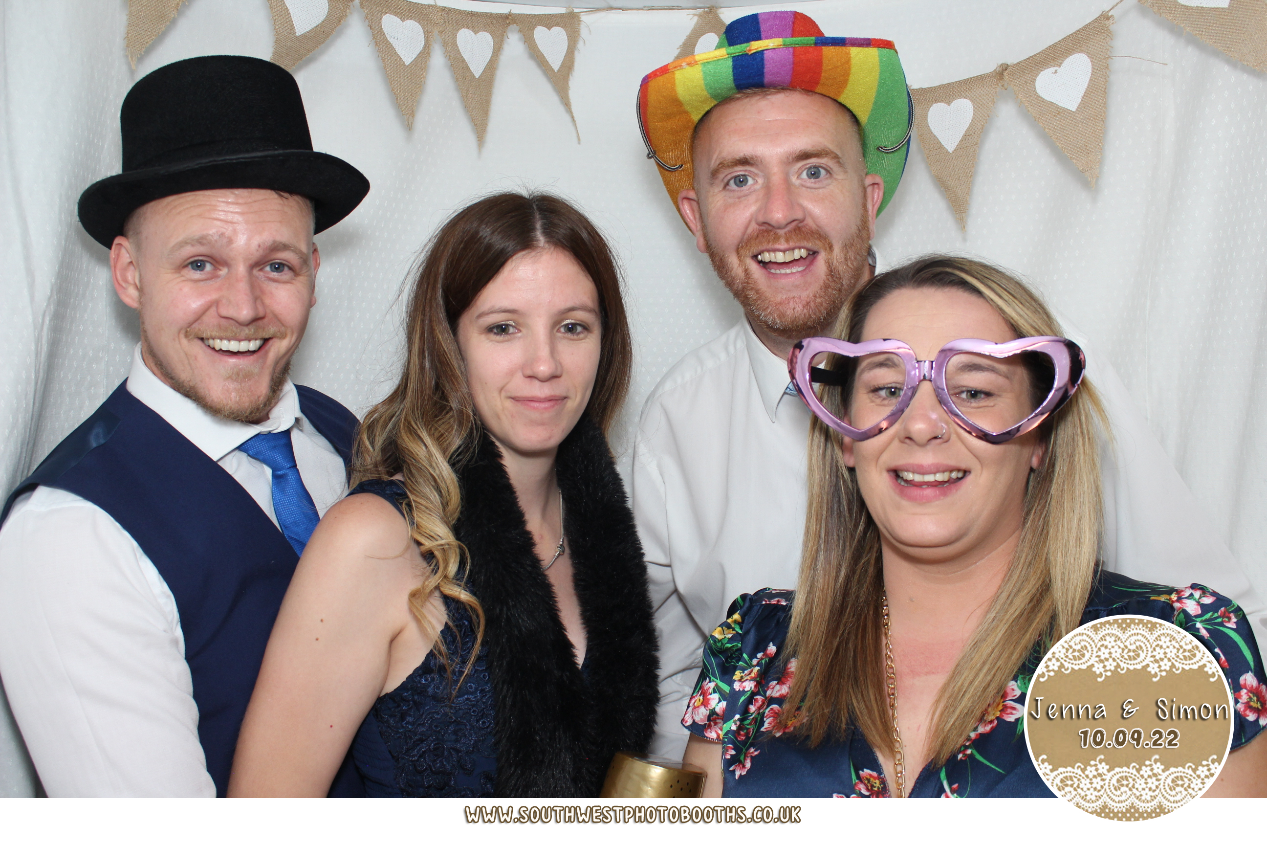 Jenna and Simon | View more photos from the event at gallery.southwestphotobooths.co.uk/u/SWPB/Jenna-and-Simon