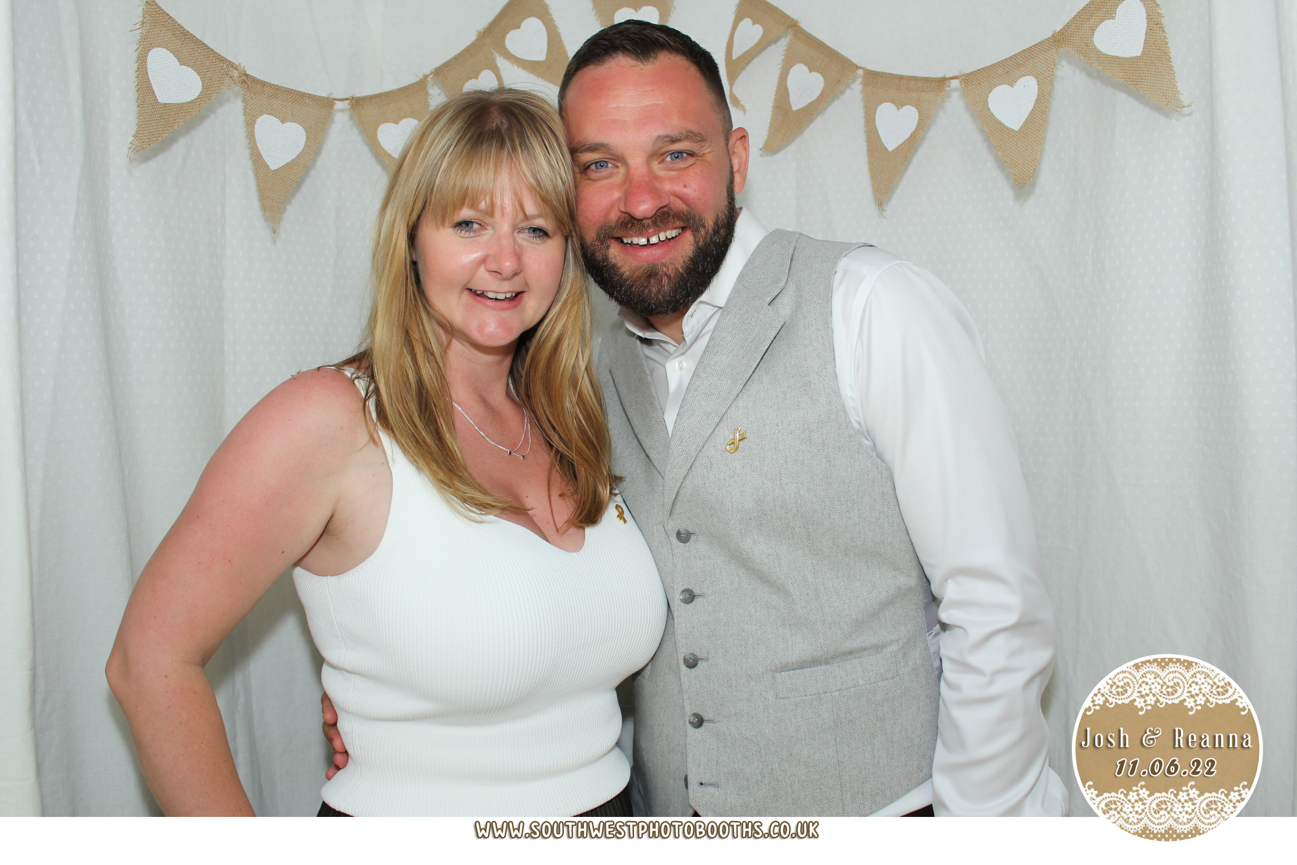 Josh and Reanna | View more photos from the event at gallery.southwestphotobooths.co.uk/u/SWPB/Josh-and-Reanna