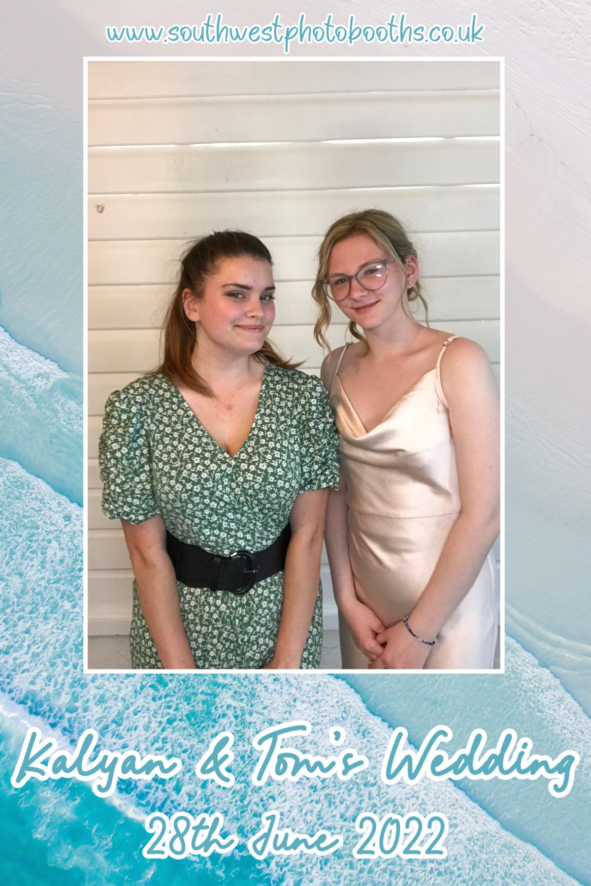 Kalyan and Tom | View more photos from the event at gallery.southwestphotobooths.co.uk/u/SWPB/Kalyan-and-Tom