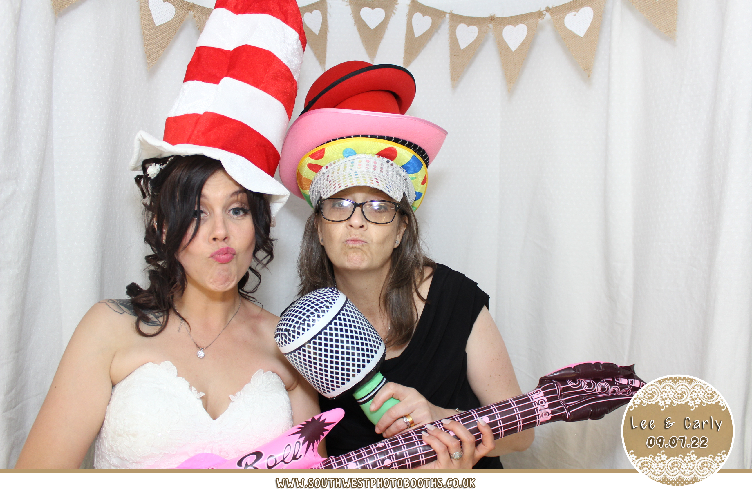 Lee and Carly | View more photos from the event at gallery.southwestphotobooths.co.uk/u/SWPB/Lee-and-Carly
