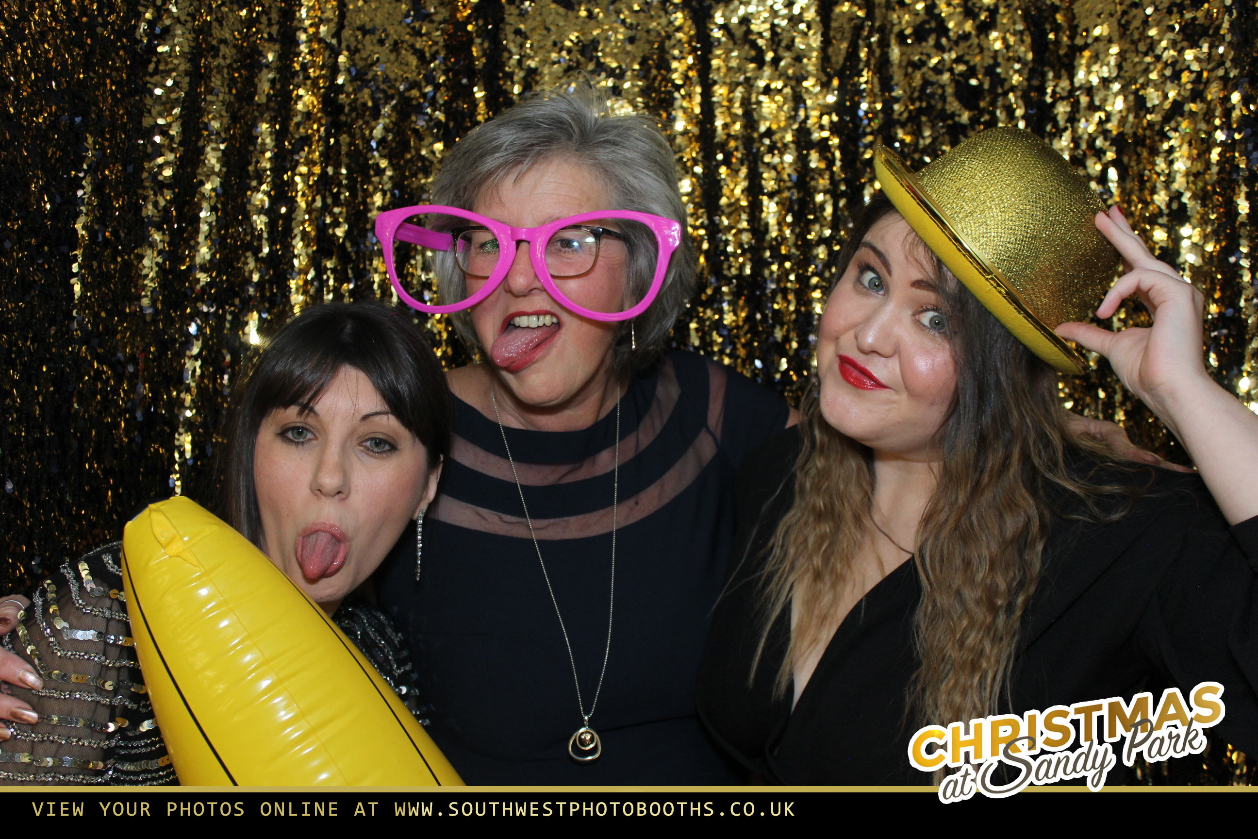 Live Band Christmas Party Night 16th December | View more photos from the event at gallery.southwestphotobooths.co.uk/u/SWPB/Live-Band-Christmas-Party-Night-16th-December