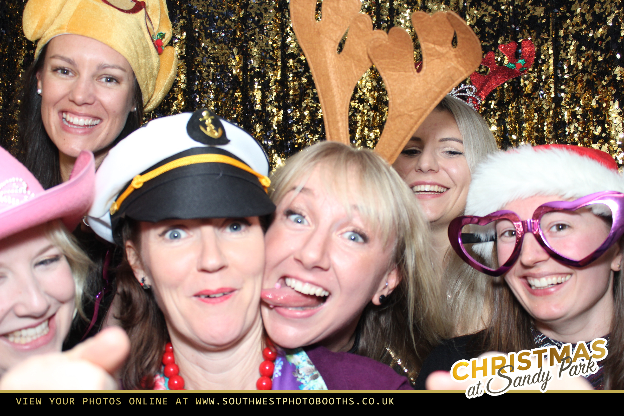 Live Band Christmas Party Night 2nd December | View more photos from the event at gallery.southwestphotobooths.co.uk/u/SWPB/Live-Band-Christmas-Party-Night-2nd-December