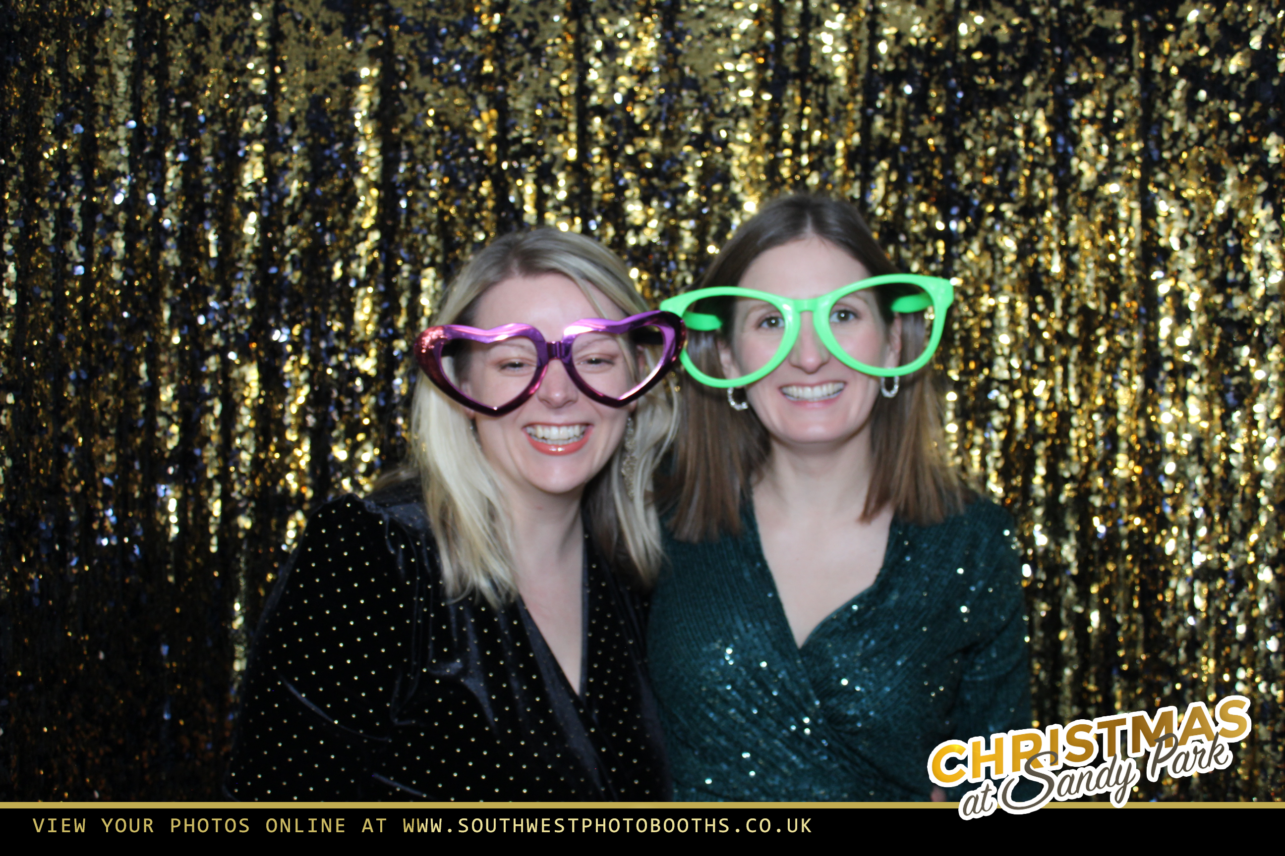 Live Band Christmas Party Night 2nd December | View more photos from the event at gallery.southwestphotobooths.co.uk/u/SWPB/Live-Band-Christmas-Party-Night-2nd-December