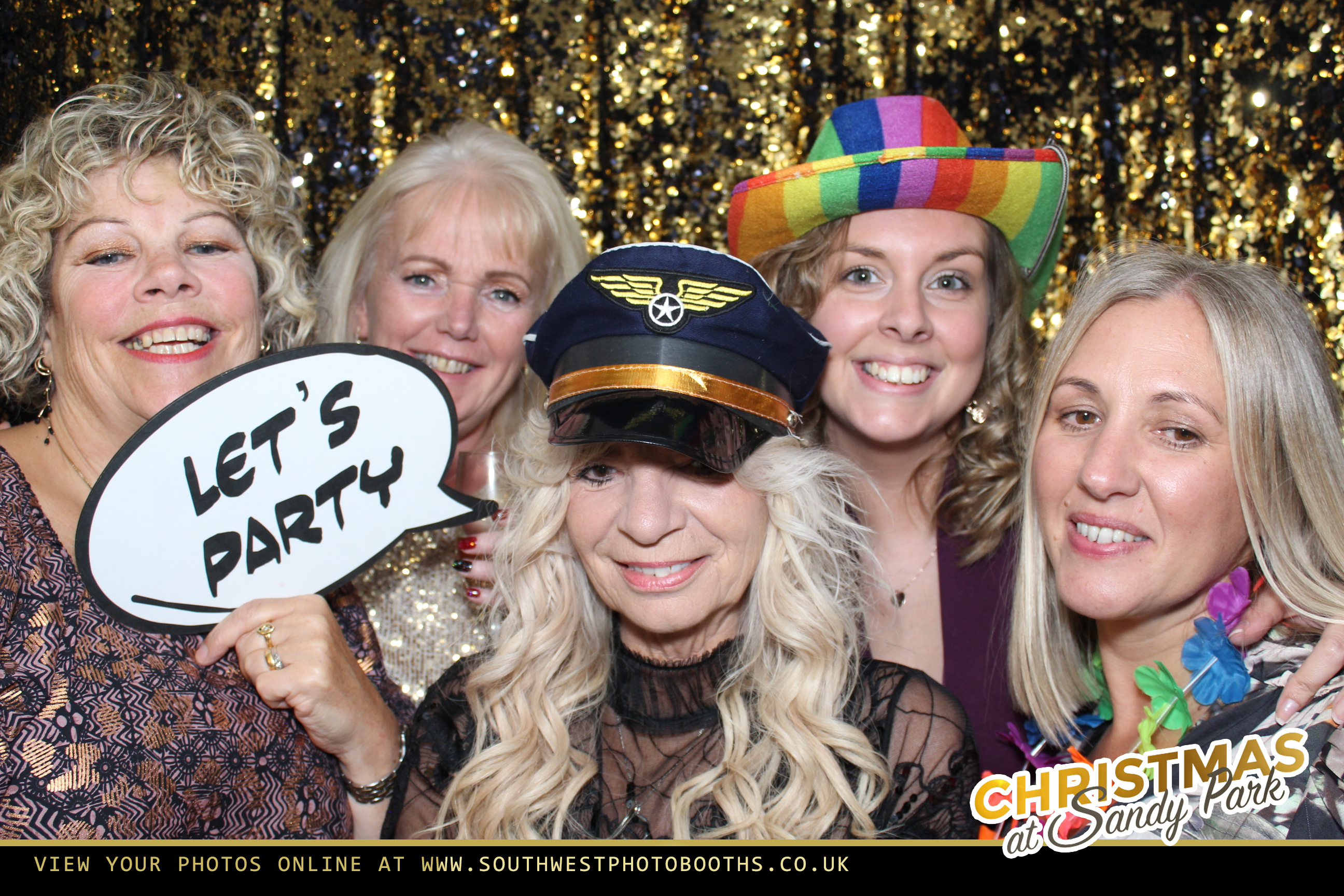 Live Band Christmas Party Night 2nd December | View more photos from the event at gallery.southwestphotobooths.co.uk/u/SWPB/Live-Band-Christmas-Party-Night-2nd-December