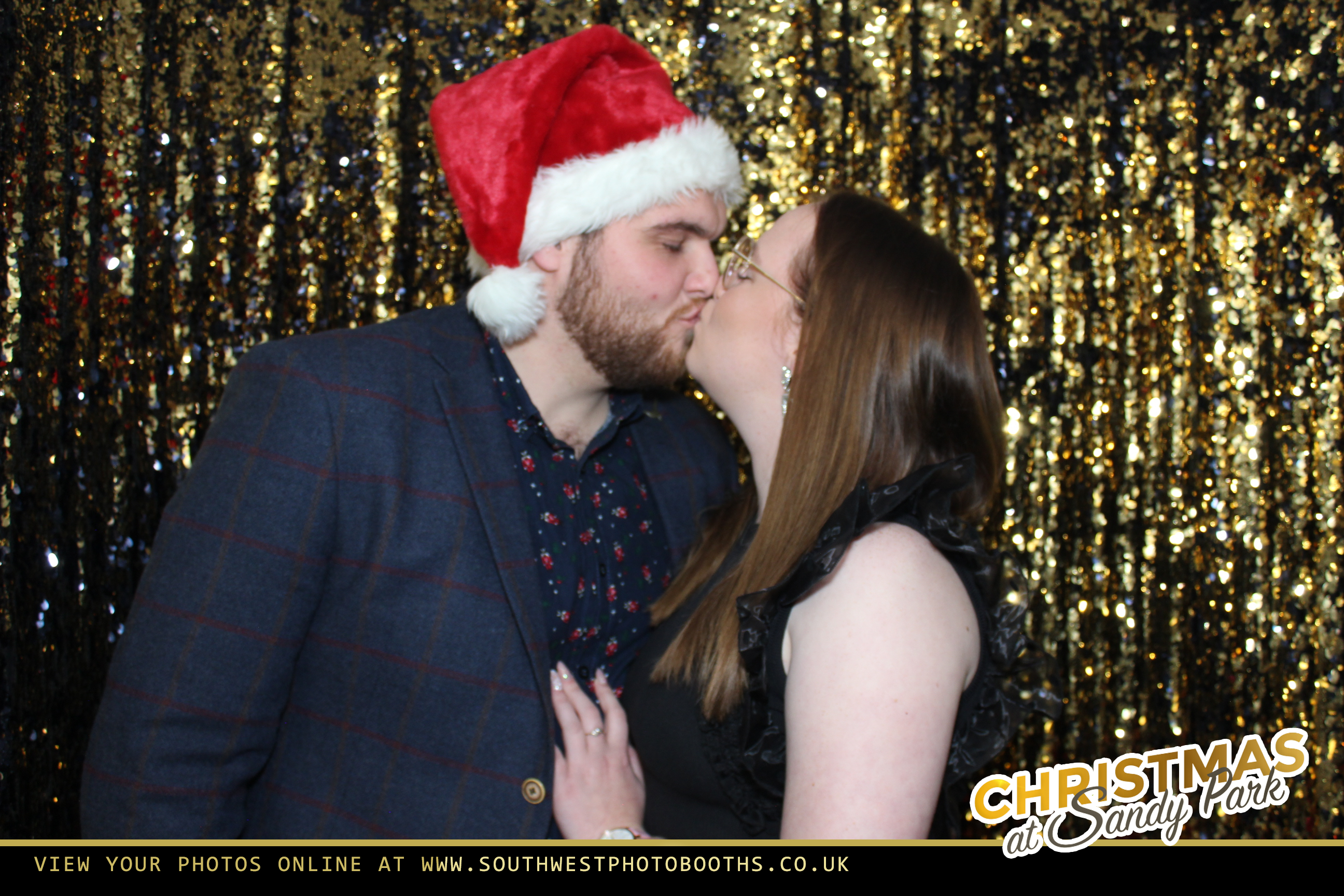 Live Band Christmas Party Night 2nd December | View more photos from the event at gallery.southwestphotobooths.co.uk/u/SWPB/Live-Band-Christmas-Party-Night-2nd-December