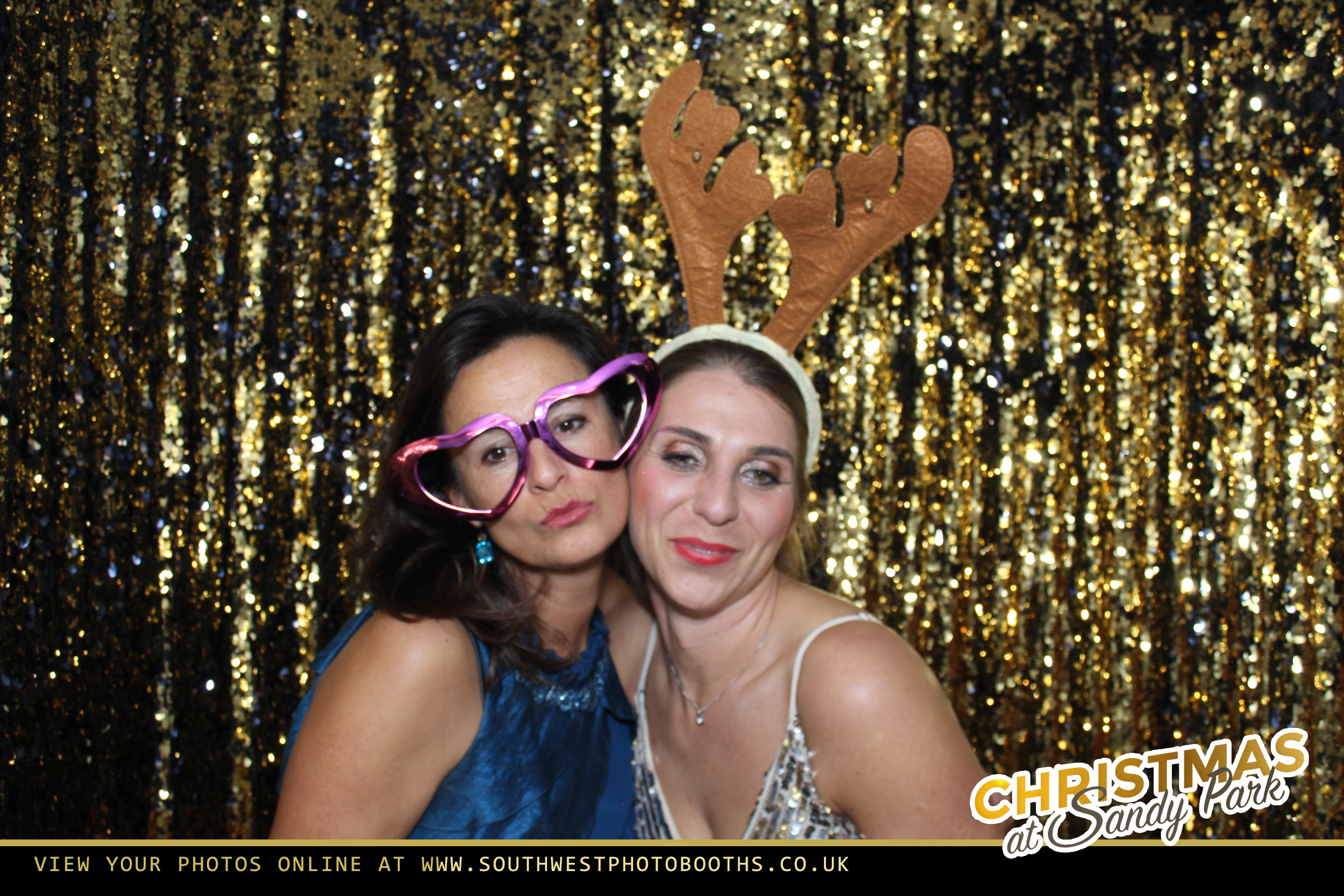 Live Band Christmas Party Night 2nd December | View more photos from the event at gallery.southwestphotobooths.co.uk/u/SWPB/Live-Band-Christmas-Party-Night-2nd-December
