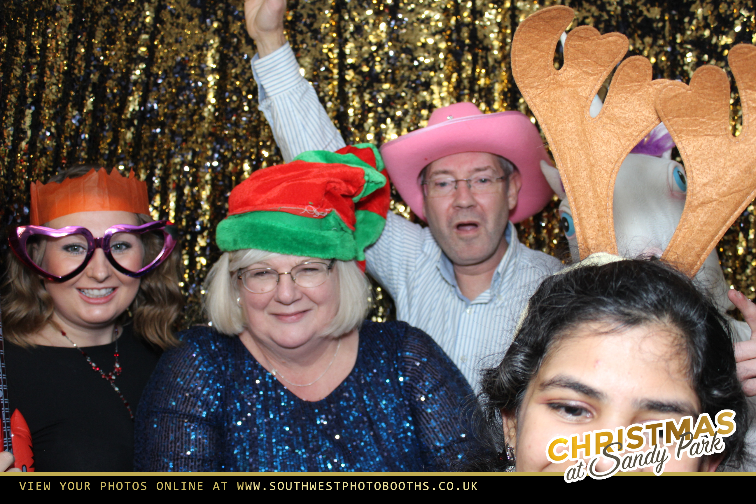 Live Band Christmas Party Night 2nd December | View more photos from the event at gallery.southwestphotobooths.co.uk/u/SWPB/Live-Band-Christmas-Party-Night-2nd-December