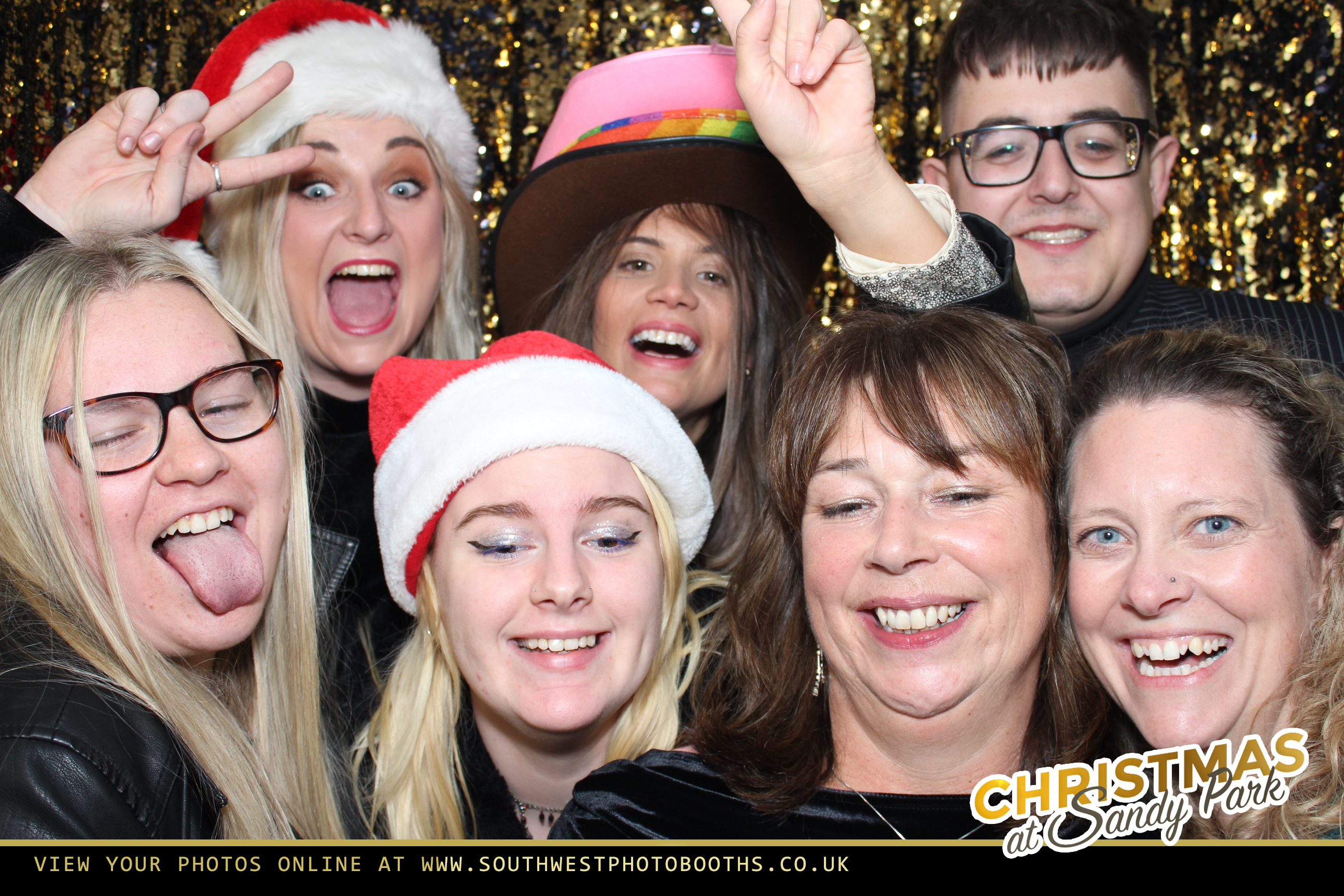 Live Band Christmas Party Night 2nd December | View more photos from the event at gallery.southwestphotobooths.co.uk/u/SWPB/Live-Band-Christmas-Party-Night-2nd-December