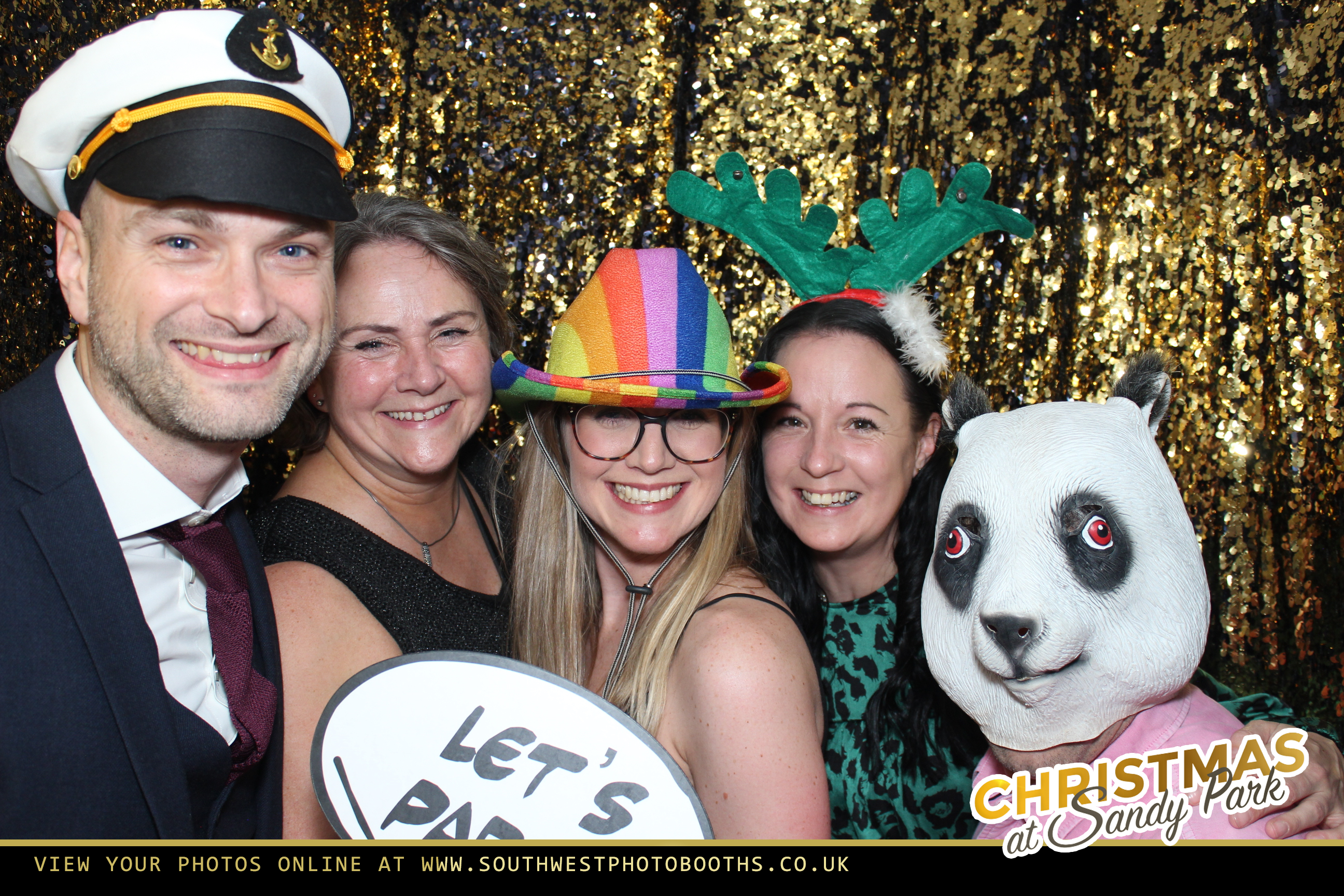 Live Band Christmas Party Night 3rd December | View more photos from the event at gallery.southwestphotobooths.co.uk/u/SWPB/Live-Band-Christmas-Party-Night-3rd-December