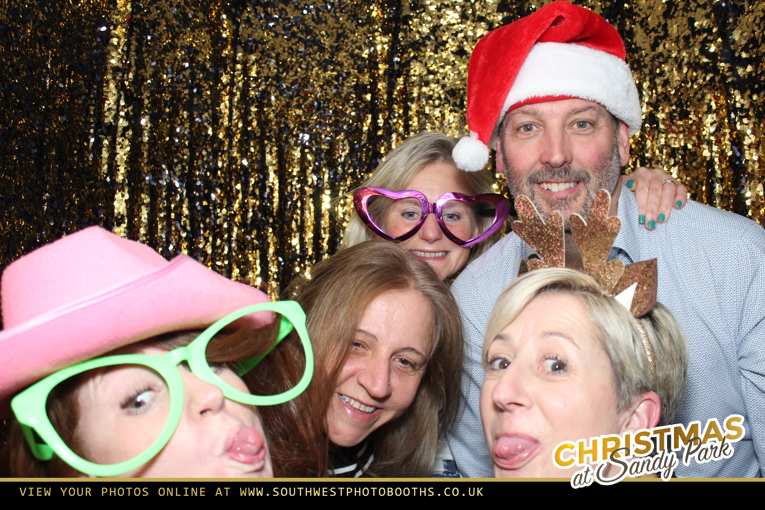 Live Band Christmas Party Night 3rd December | View more photos from the event at gallery.southwestphotobooths.co.uk/u/SWPB/Live-Band-Christmas-Party-Night-3rd-December