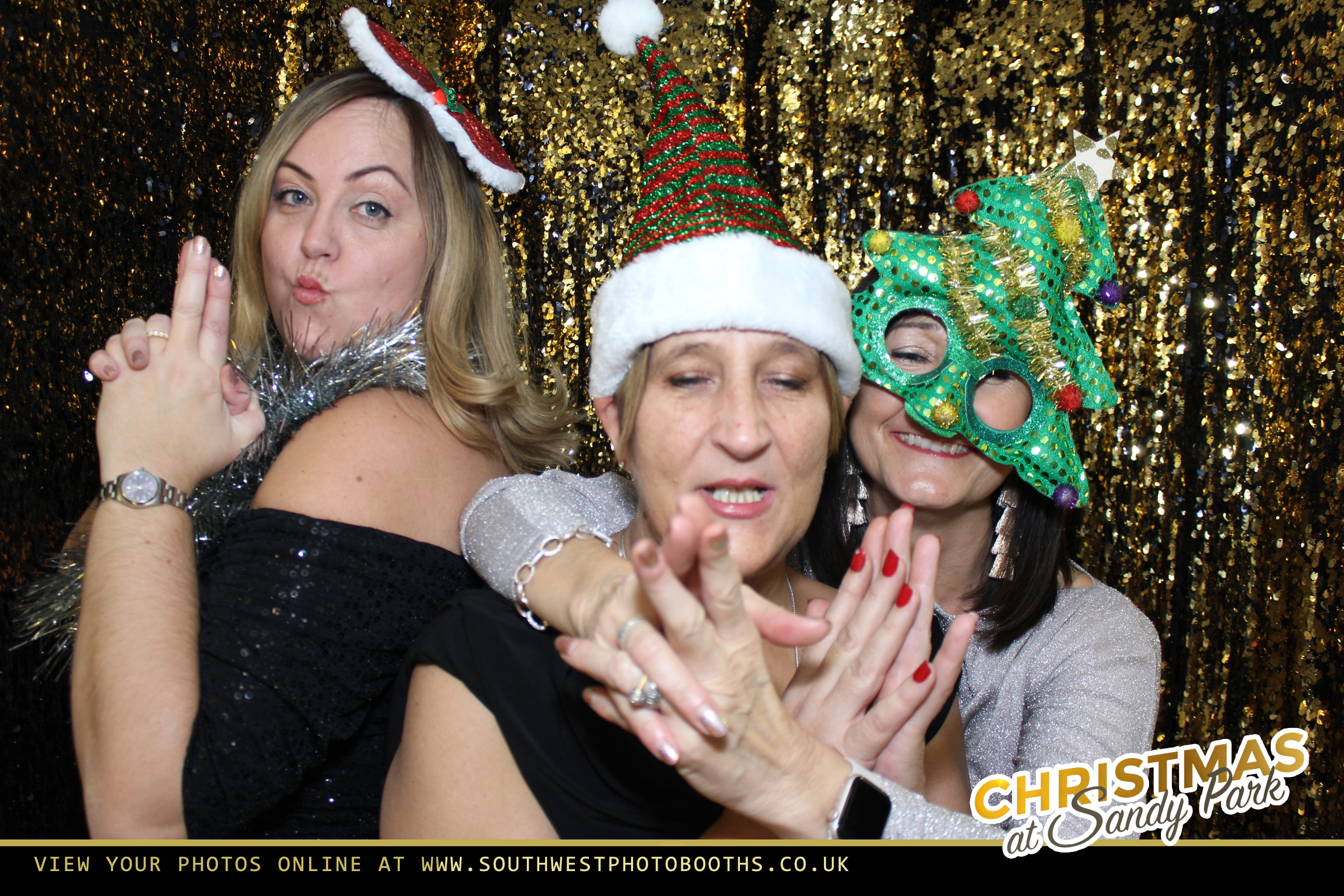 Live Band Christmas Party Night 9th December | View more photos from the event at gallery.southwestphotobooths.co.uk/u/SWPB/Live-Band-Christmas-Party-Night-9th-December