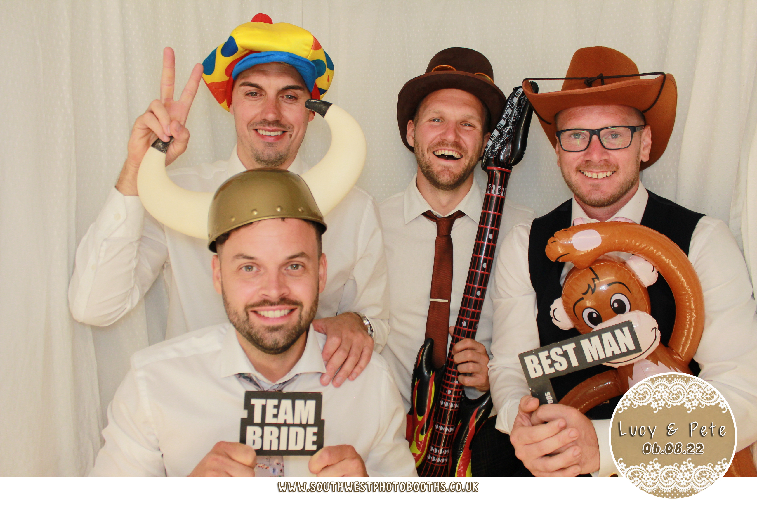 Lucy and Pete | View more photos from the event at gallery.southwestphotobooths.co.uk/u/SWPB/Lucy-and-Pete