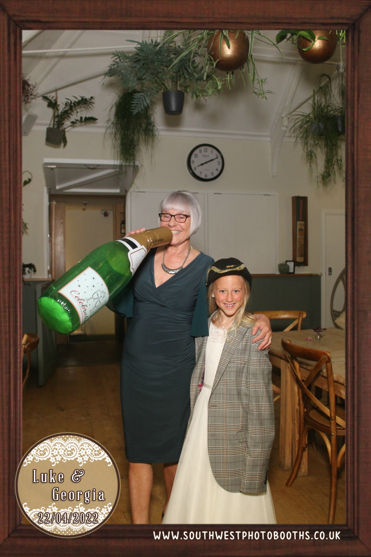 Luke & Georgia | View more photos from the event at gallery.southwestphotobooths.co.uk/u/SWPB/Luke-Georgia