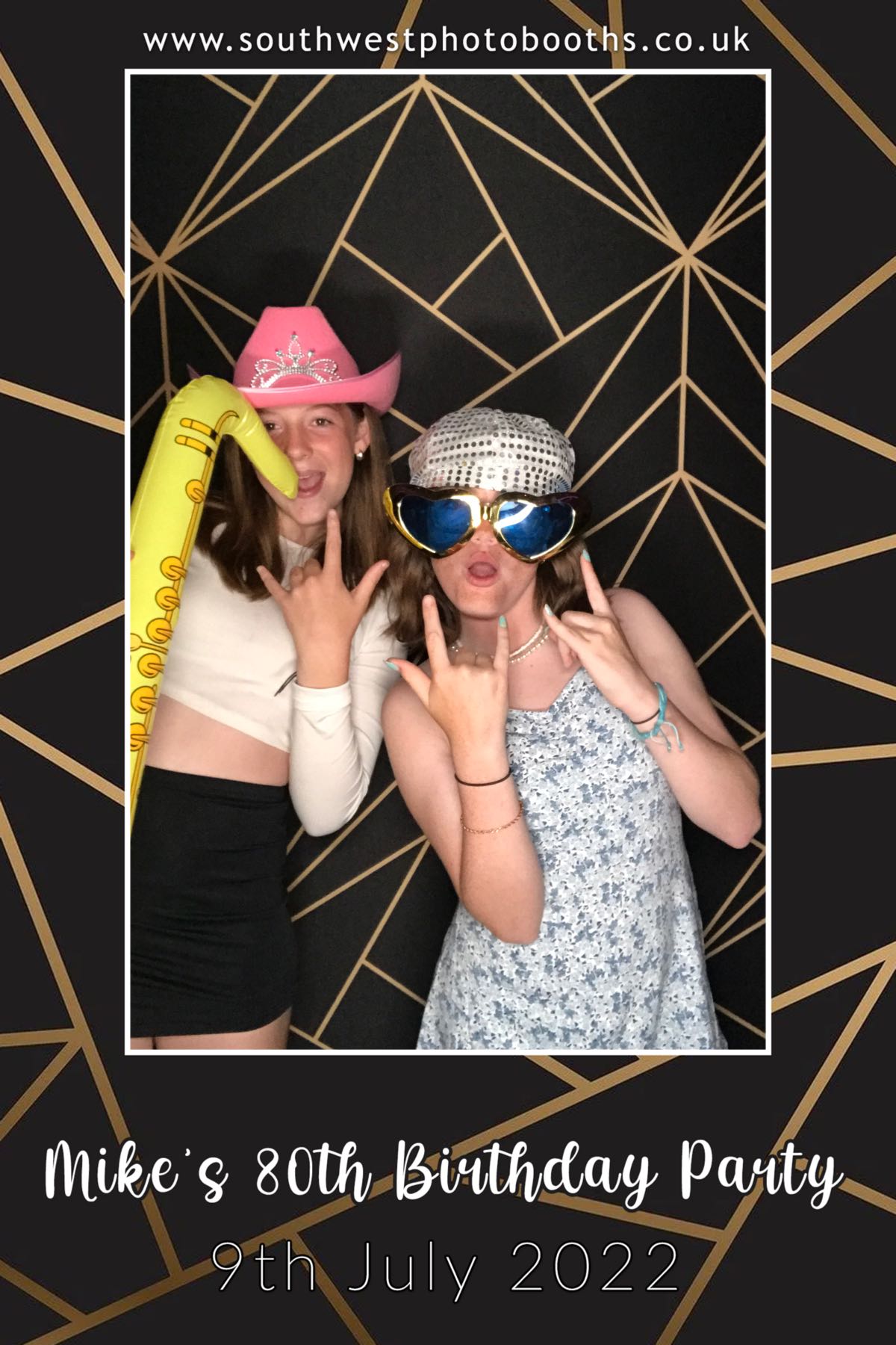 Mike’s 80th Birthday Party | View more photos from the event at gallery.southwestphotobooths.co.uk/u/SWPB/Mike’s-80th-Birthday-Party