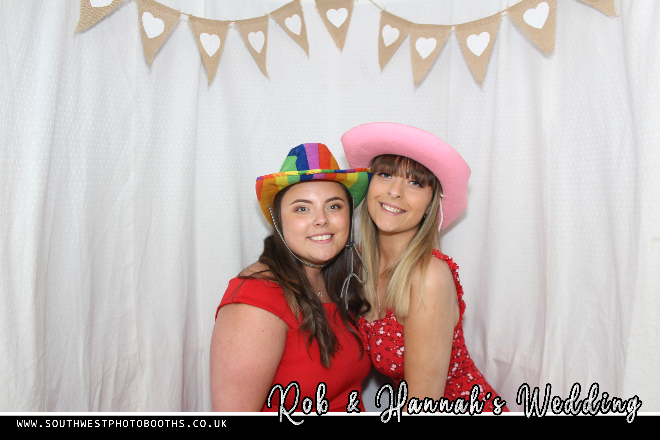 Rob and Hannah | View more photos from the event at gallery.southwestphotobooths.co.uk/u/SWPB/Rob-and-Hannah