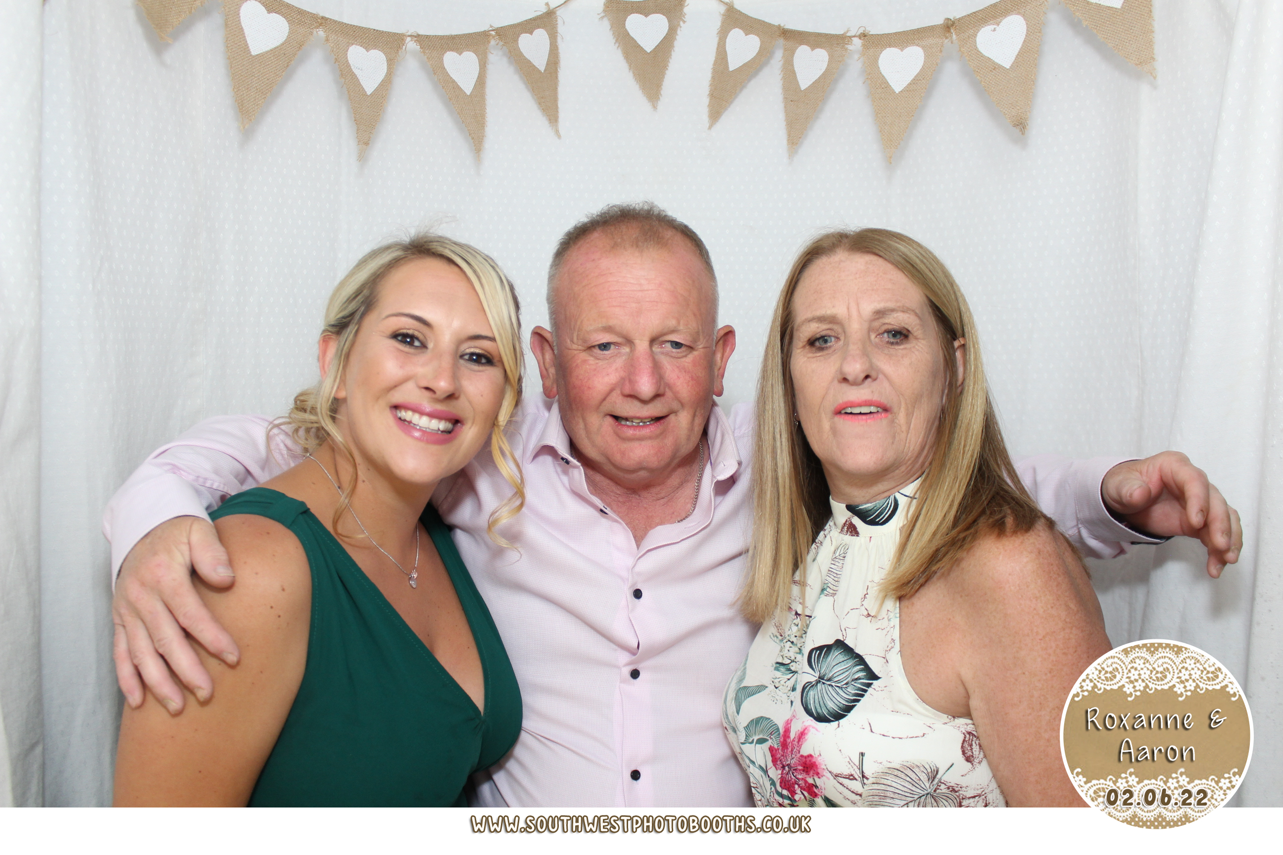 Roxanne & Aaron | View more photos from the event at gallery.southwestphotobooths.co.uk/u/SWPB/Roxanne-Aaron
