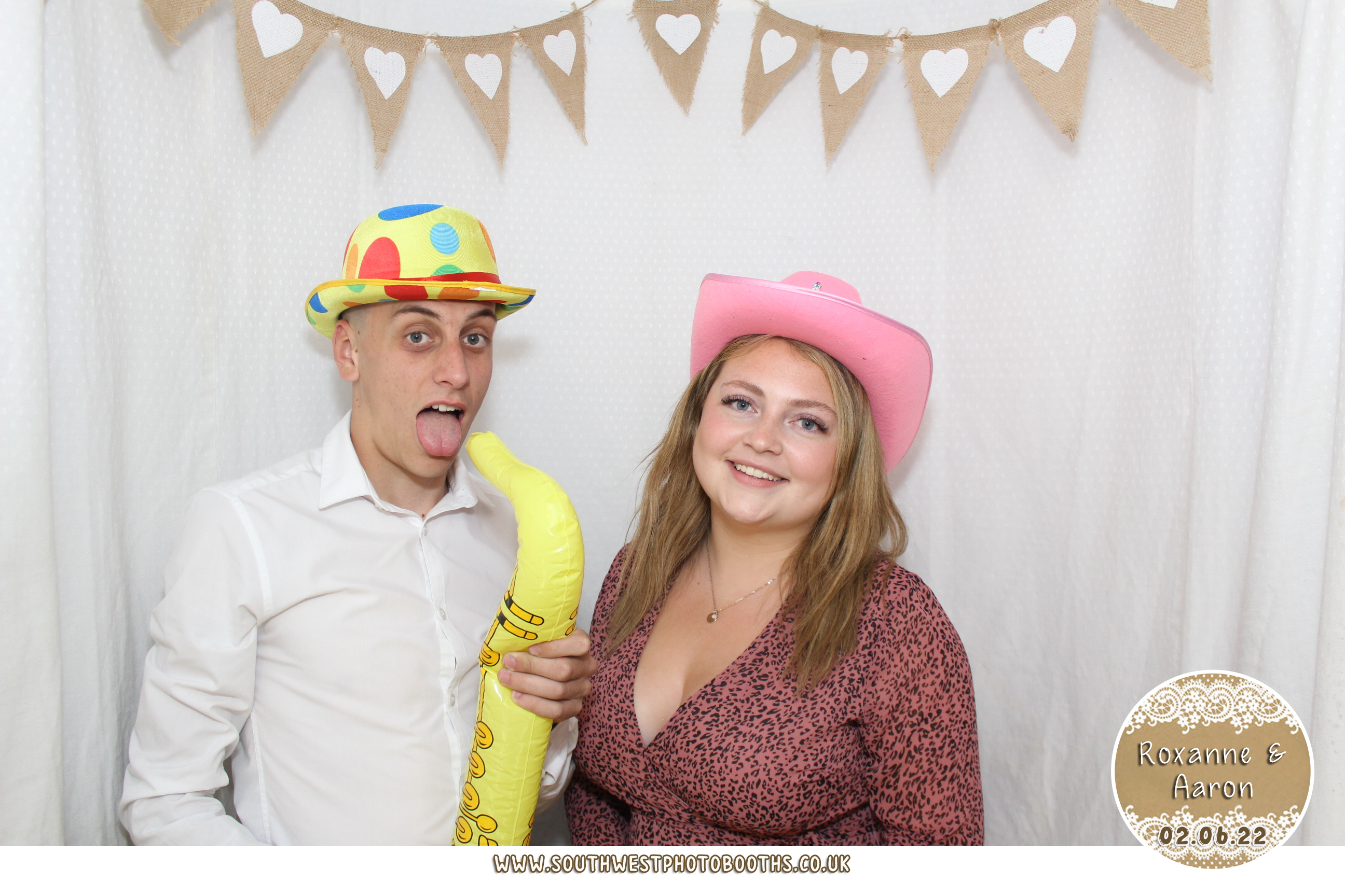 Roxanne & Aaron | View more photos from the event at gallery.southwestphotobooths.co.uk/u/SWPB/Roxanne-Aaron