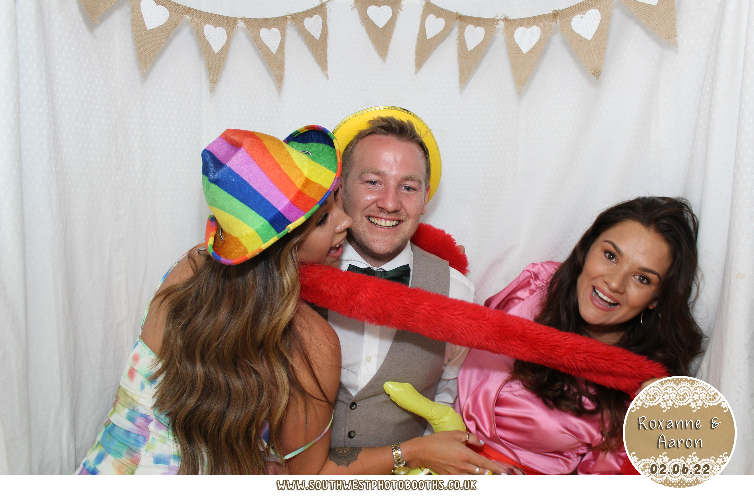 Roxanne & Aaron | View more photos from the event at gallery.southwestphotobooths.co.uk/u/SWPB/Roxanne-Aaron