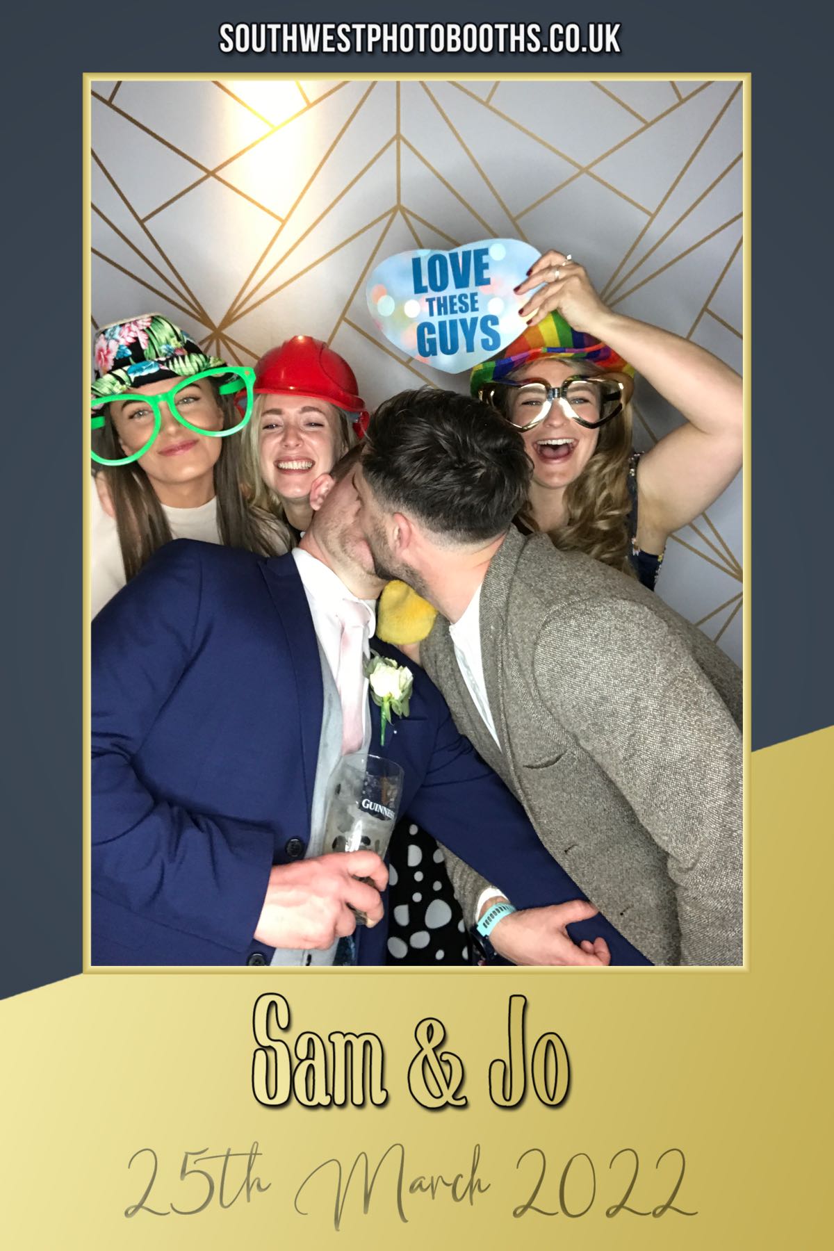 Sam & Jo | View more photos from the event at gallery.southwestphotobooths.co.uk/u/SWPB/Sam-Jo