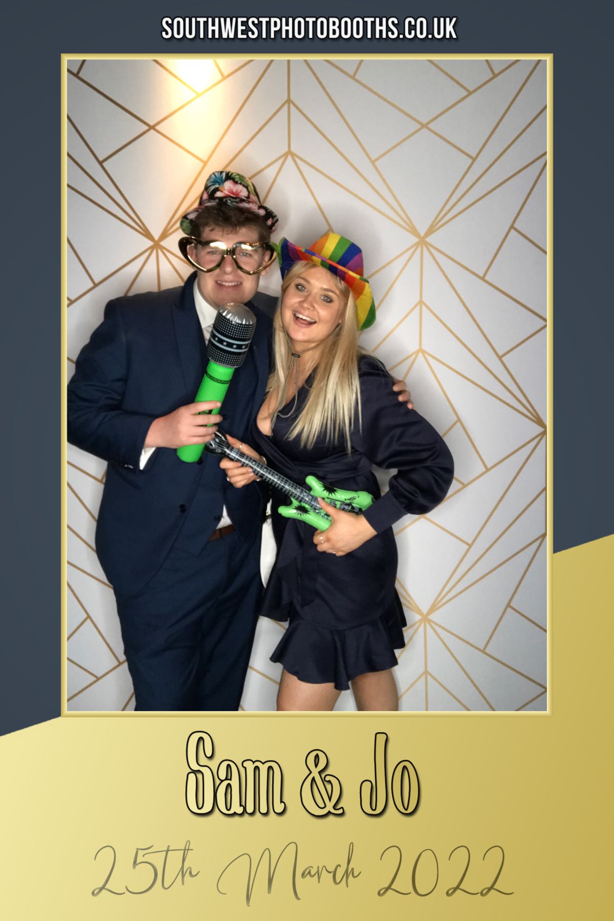 Sam & Jo | View more photos from the event at gallery.southwestphotobooths.co.uk/u/SWPB/Sam-Jo