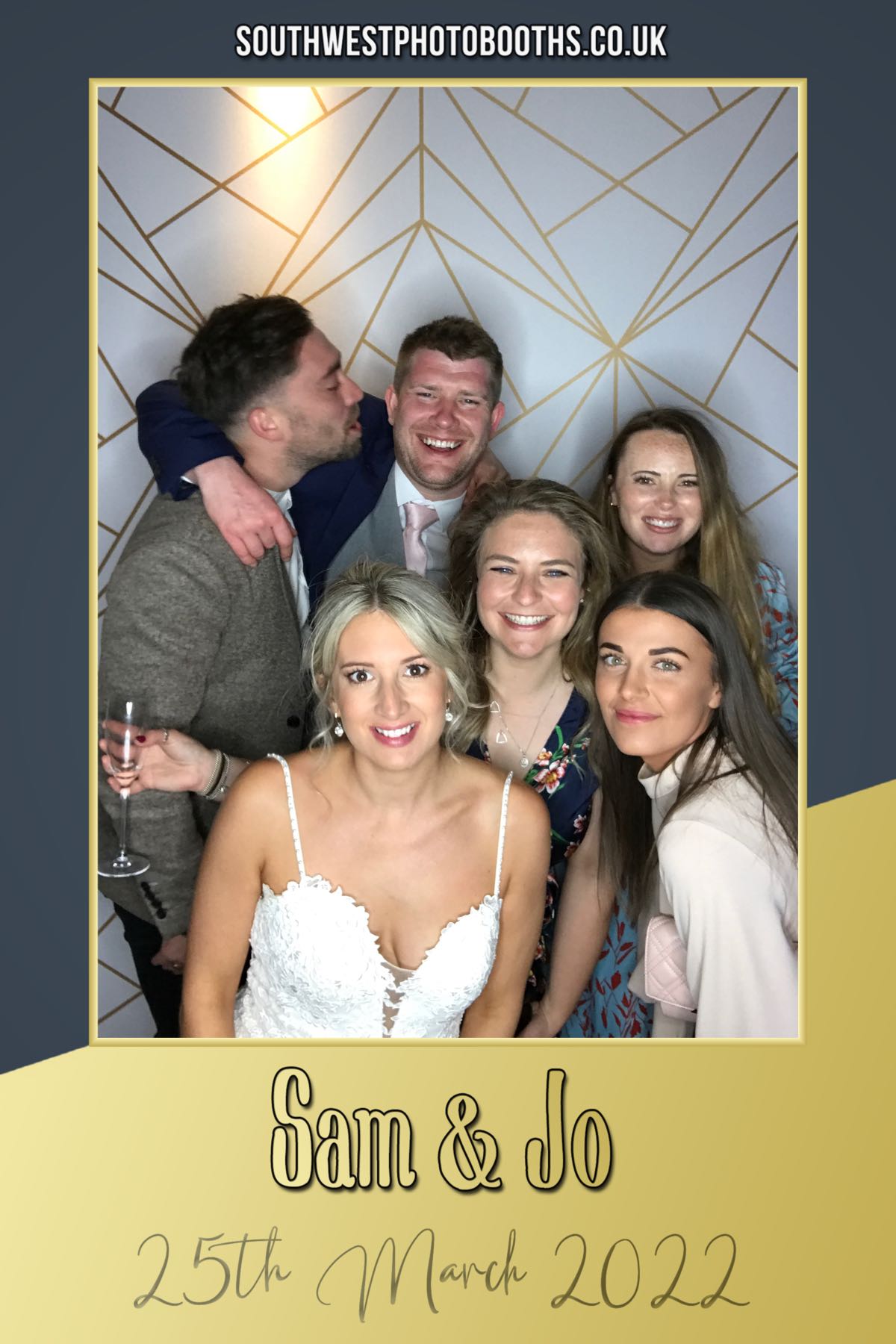 Sam & Jo | View more photos from the event at gallery.southwestphotobooths.co.uk/u/SWPB/Sam-Jo