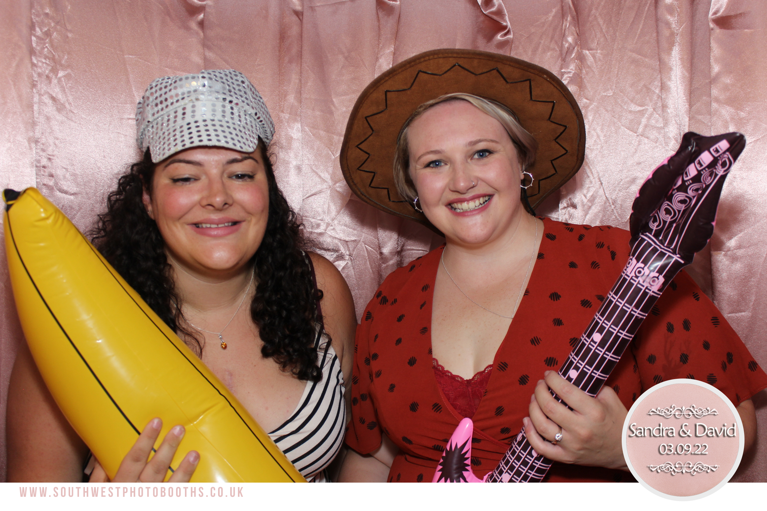Sandra and David | View more photos from the event at gallery.southwestphotobooths.co.uk/u/SWPB/Sandra-and-David
