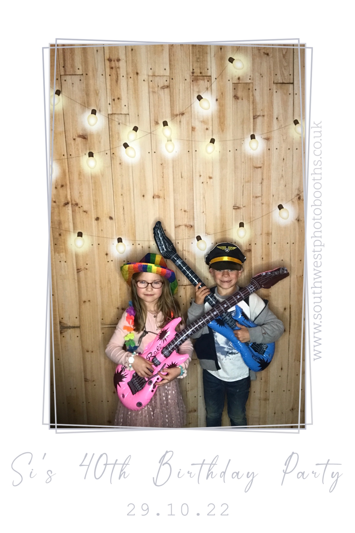 Si’s 40th Birthday Party | View more photos from the event at gallery.southwestphotobooths.co.uk/u/SWPB/Si’s-40th-Birthday-Party