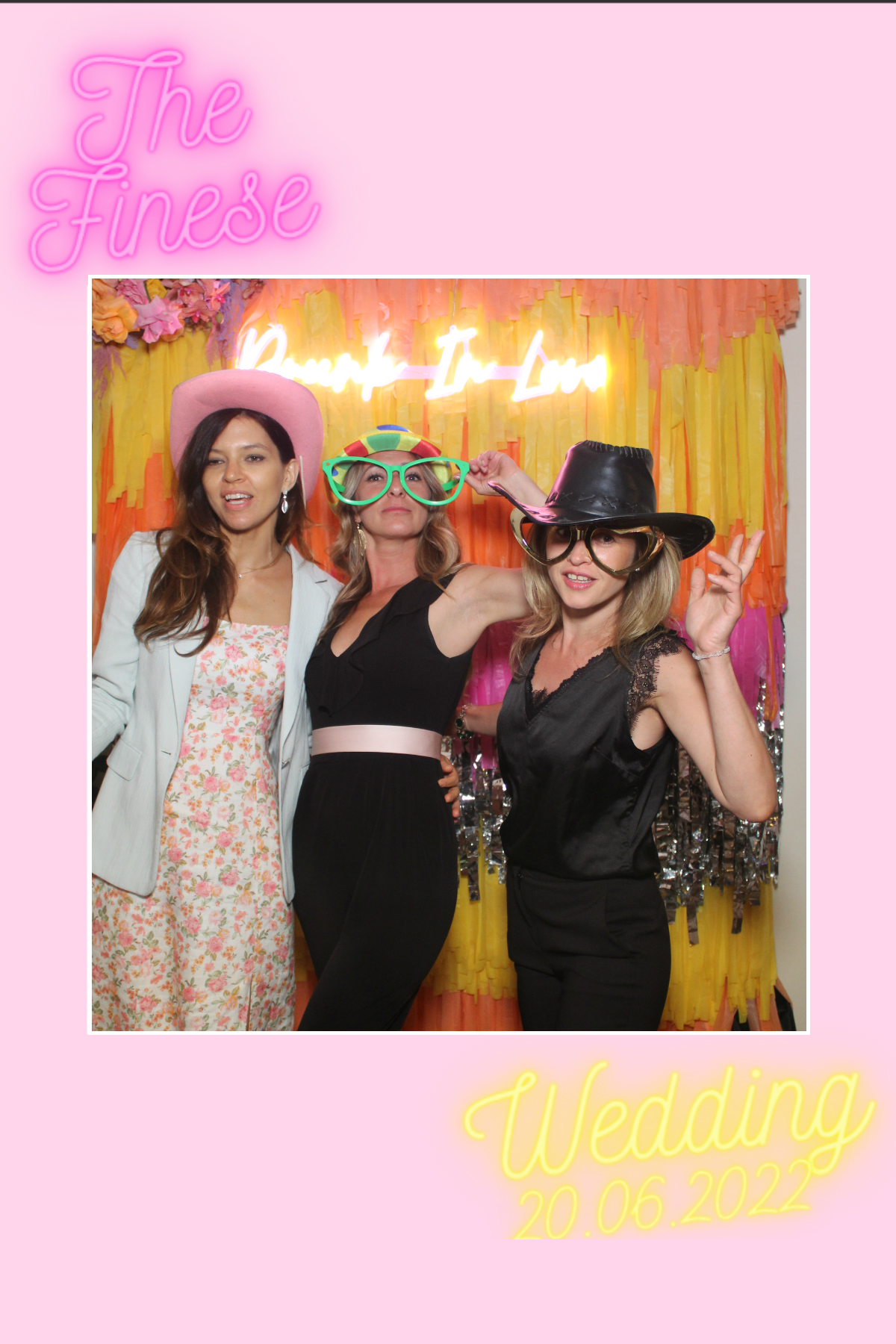 Tony and Peppi | View more photos from the event at gallery.southwestphotobooths.co.uk/u/SWPB/Tony-and-Peppi
