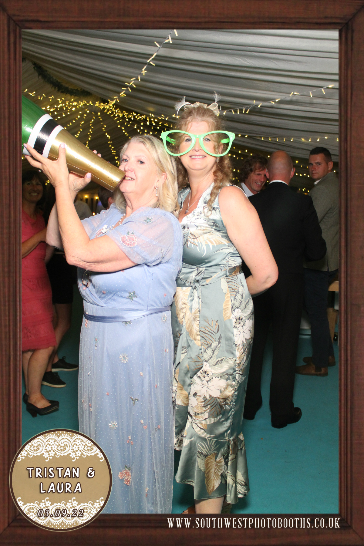Tristan and Laura | View more photos from the event at gallery.southwestphotobooths.co.uk/u/SWPB/Tristan-and-Laura