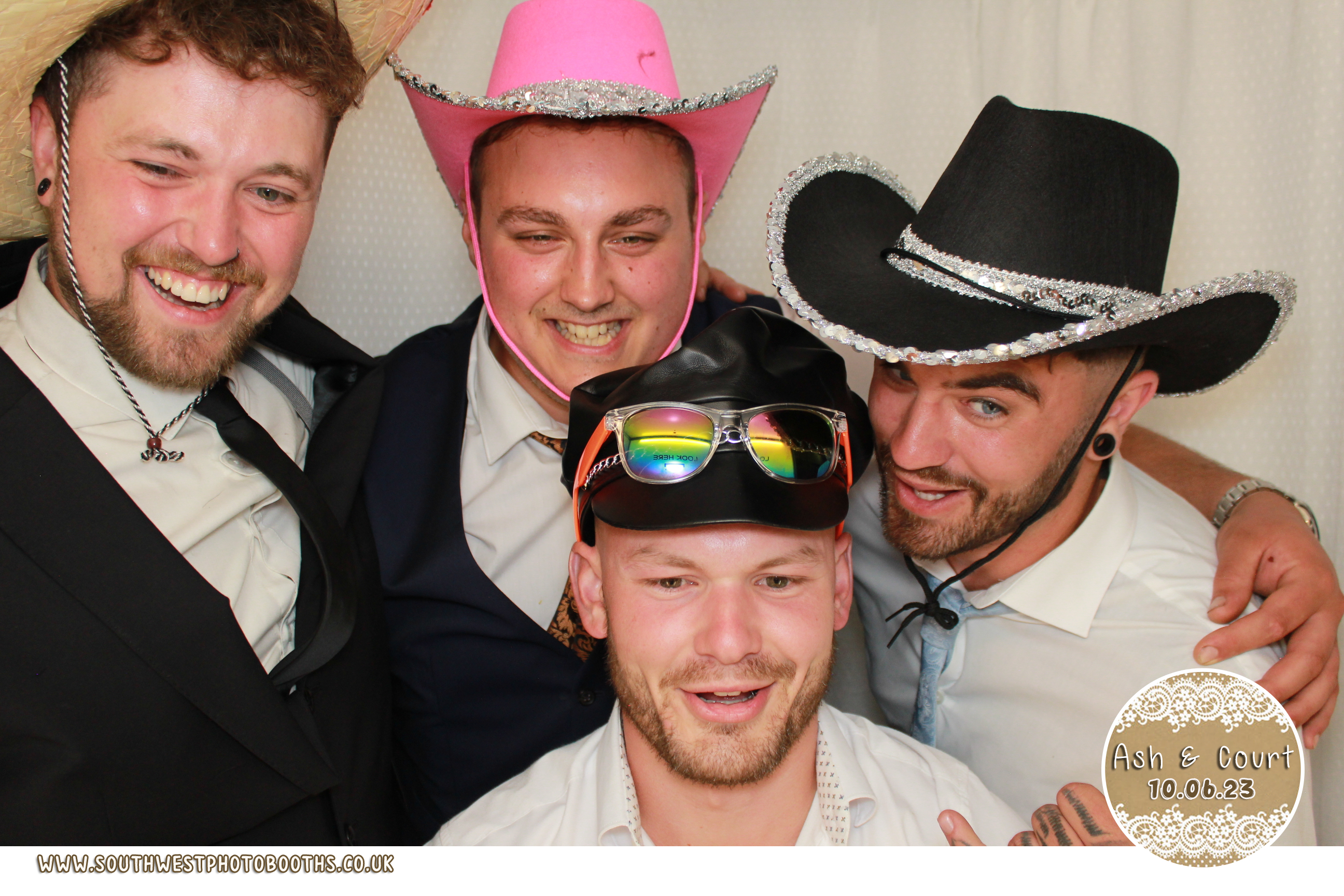Ash & Court | View more photos from the event at gallery.southwestphotobooths.co.uk/u/SWPB/Ash-Court