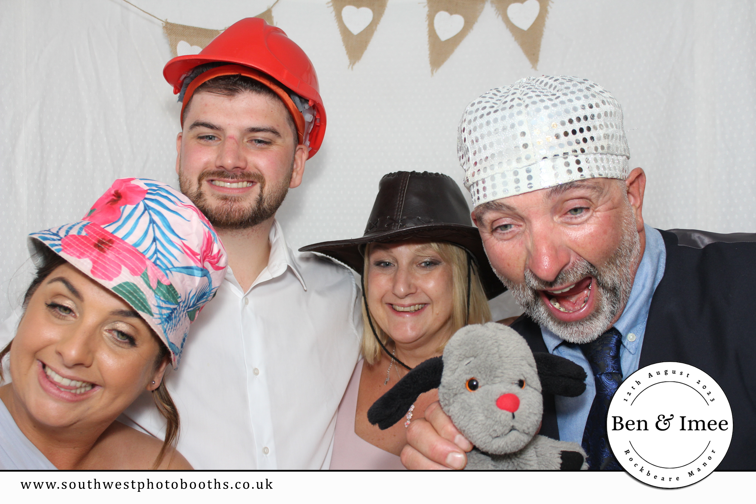 Ben & Imee | View more photos from the event at gallery.southwestphotobooths.co.uk/u/SWPB/Ben-Imee