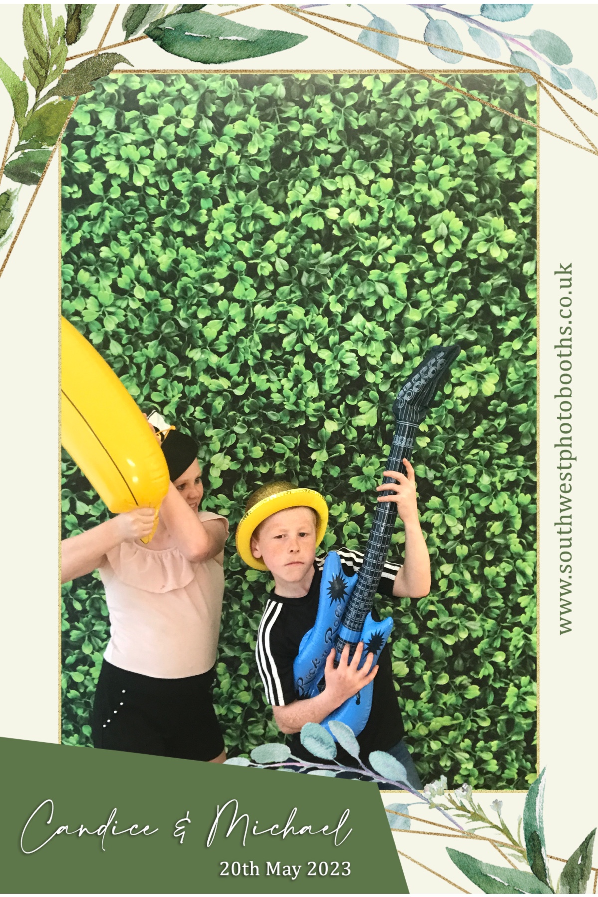 Candice & Michael  | View more photos from the event at gallery.southwestphotobooths.co.uk/u/SWPB/Candice-Michael